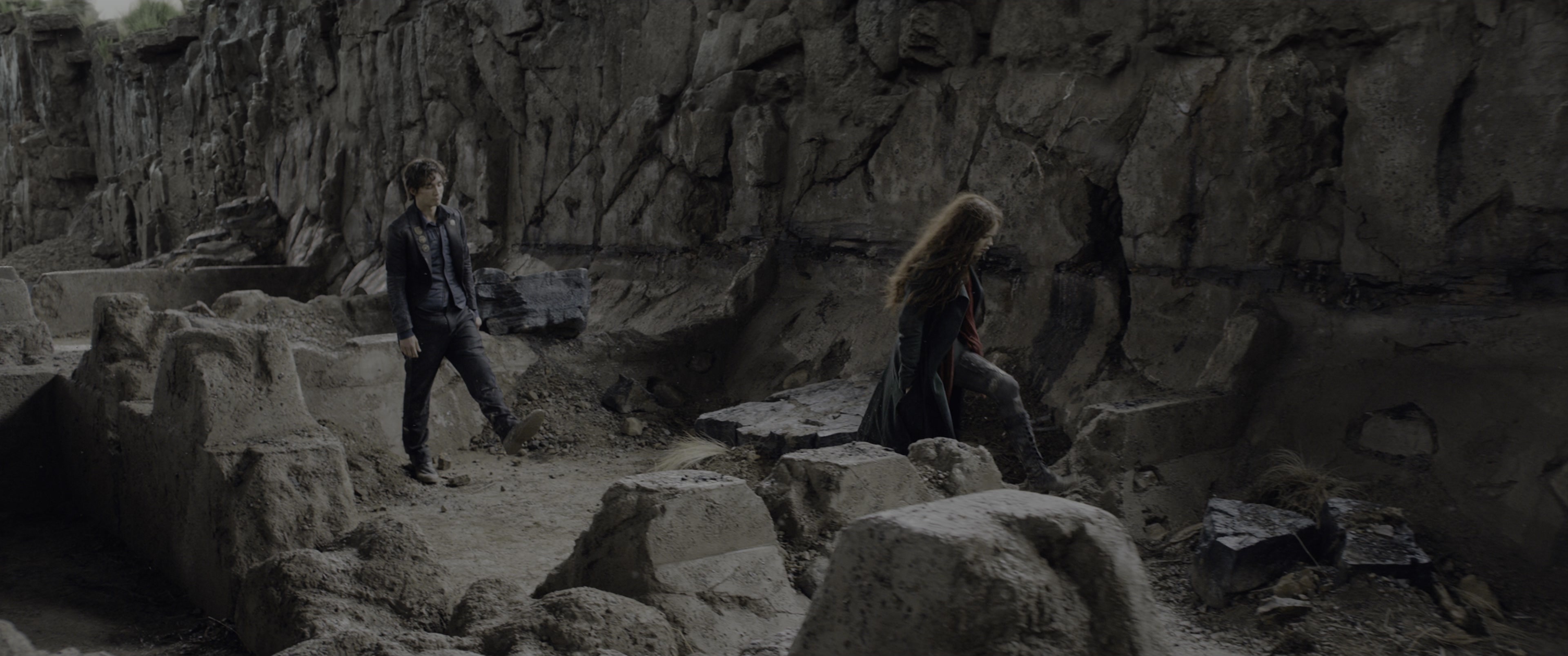 Mortal Engines (2018), wide, 2.39:1 — film still