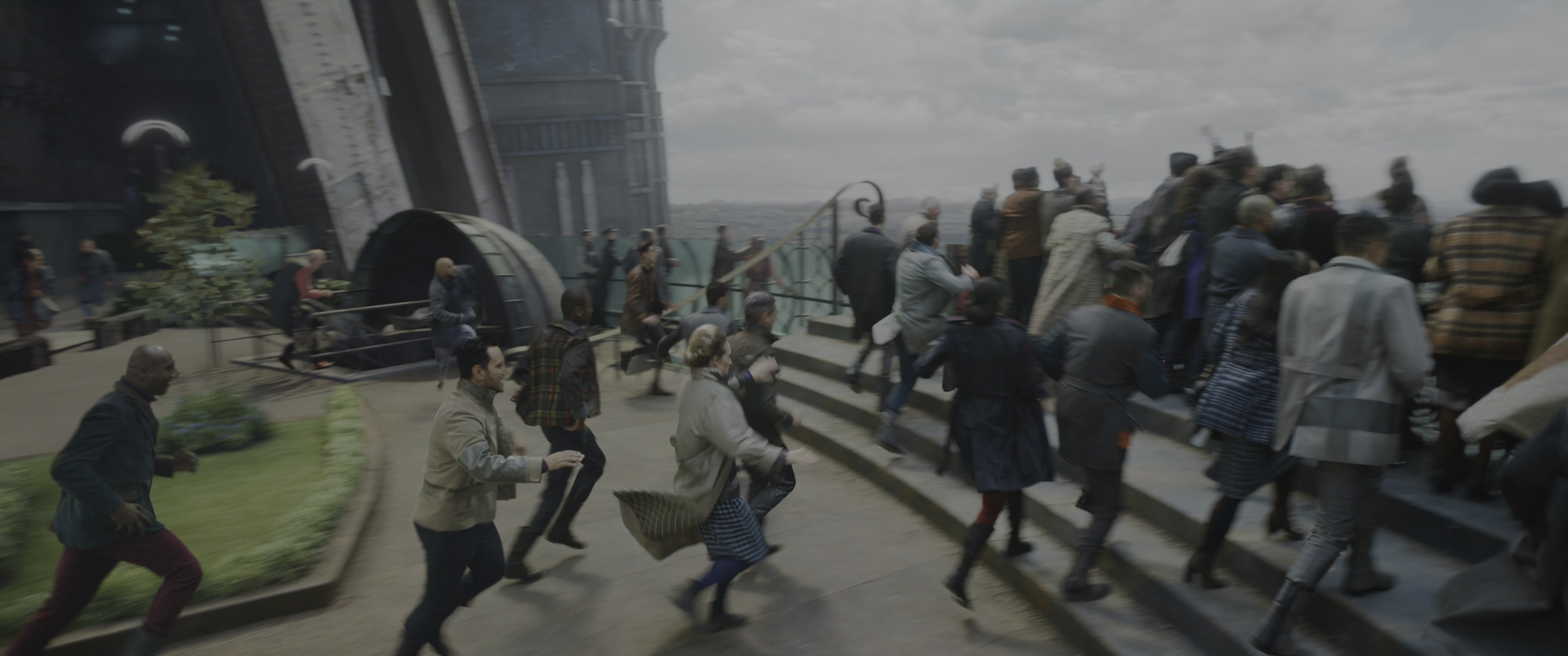 Mortal Engines (2018), wide, 2.39:1 — film still