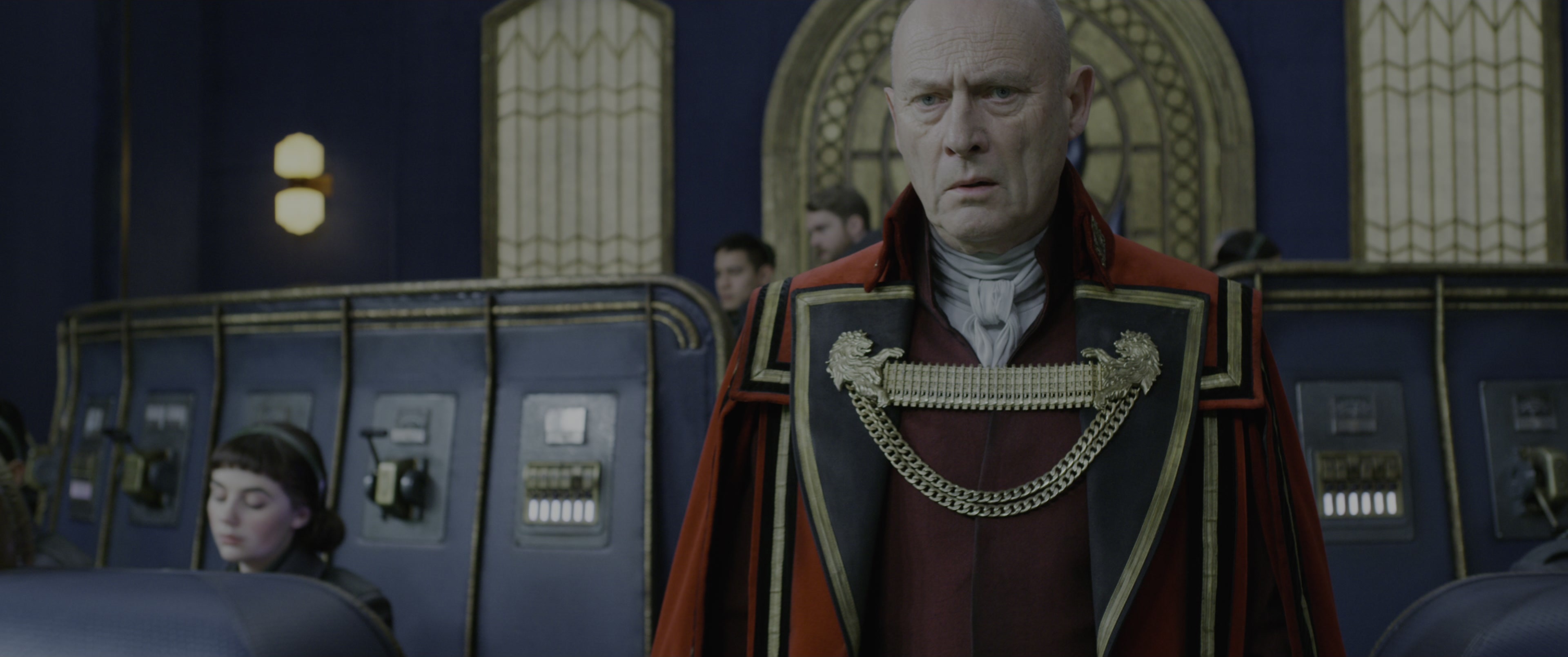 Mortal Engines (2018), wide, 2.39:1 — film still