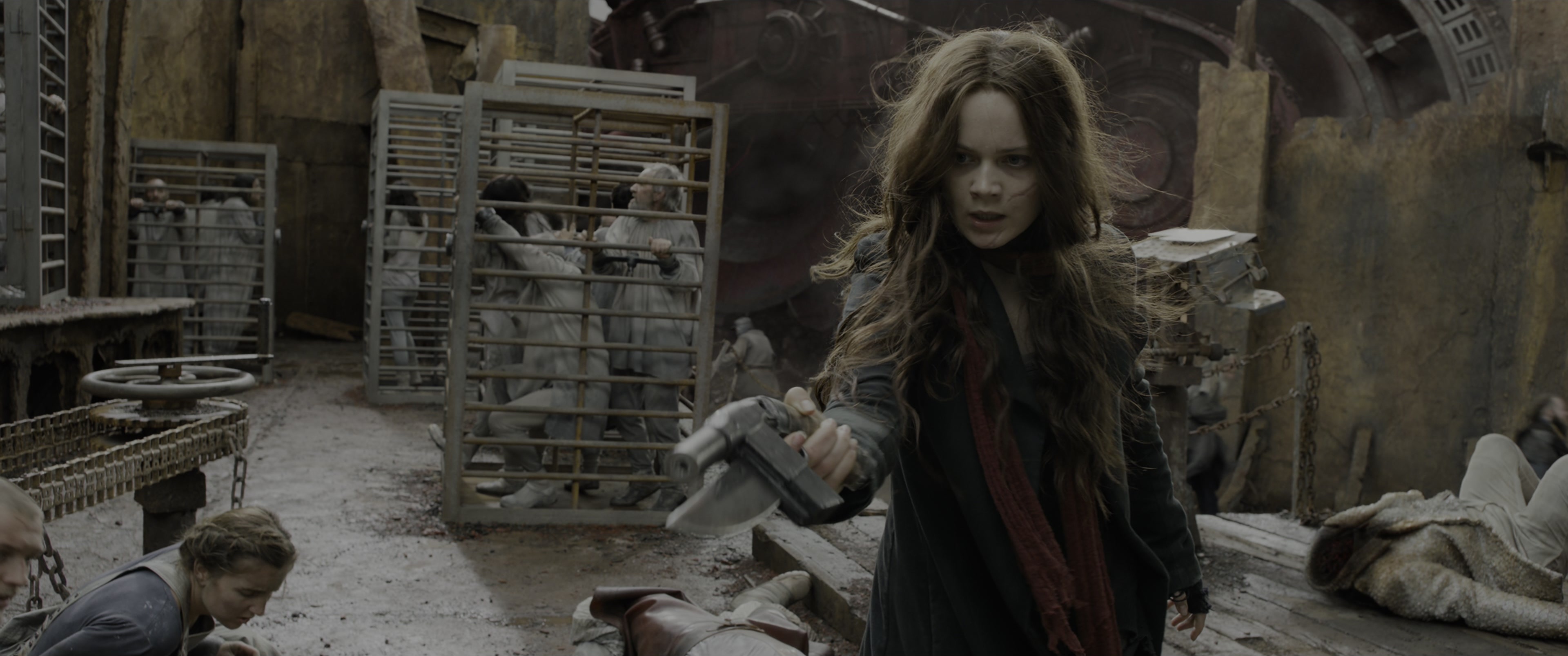 Mortal Engines (2018), wide, 2.39:1 — film still