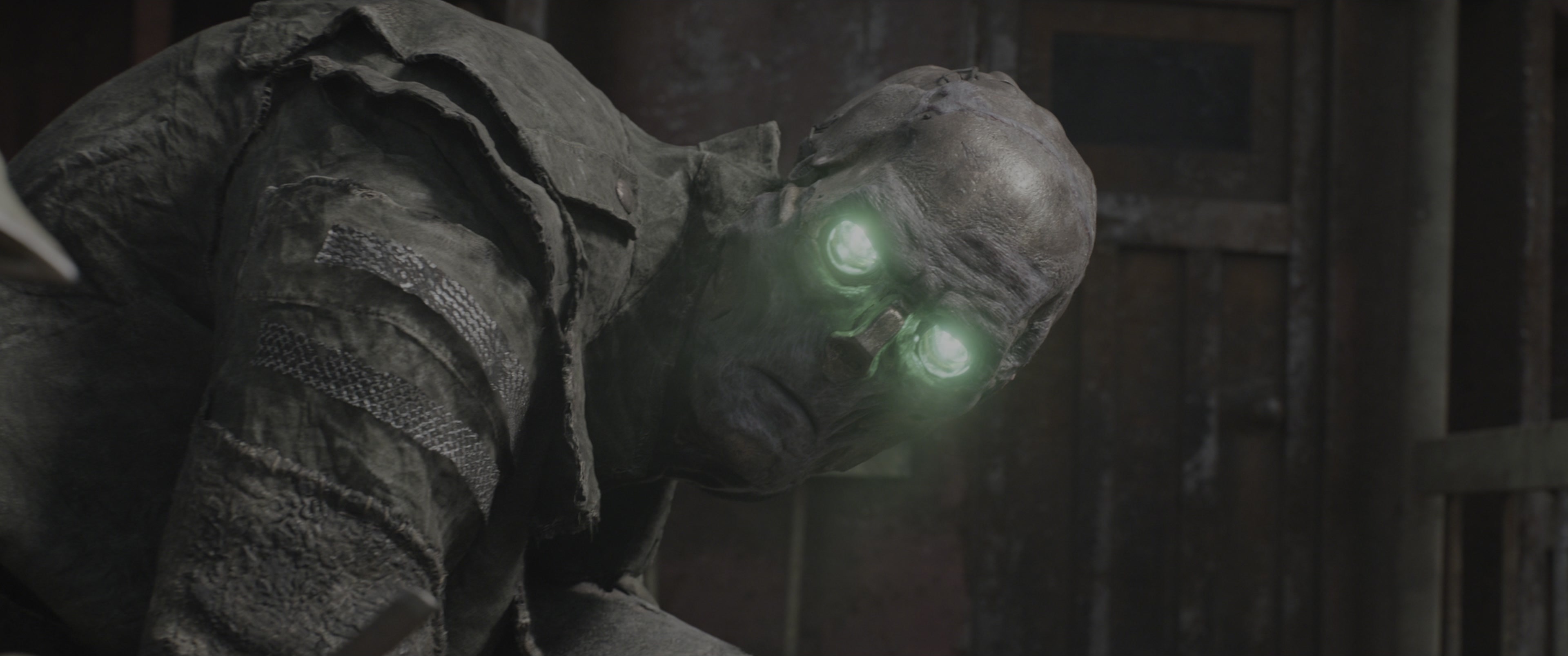Mortal Engines (2018), wide, 2.39:1 — film still