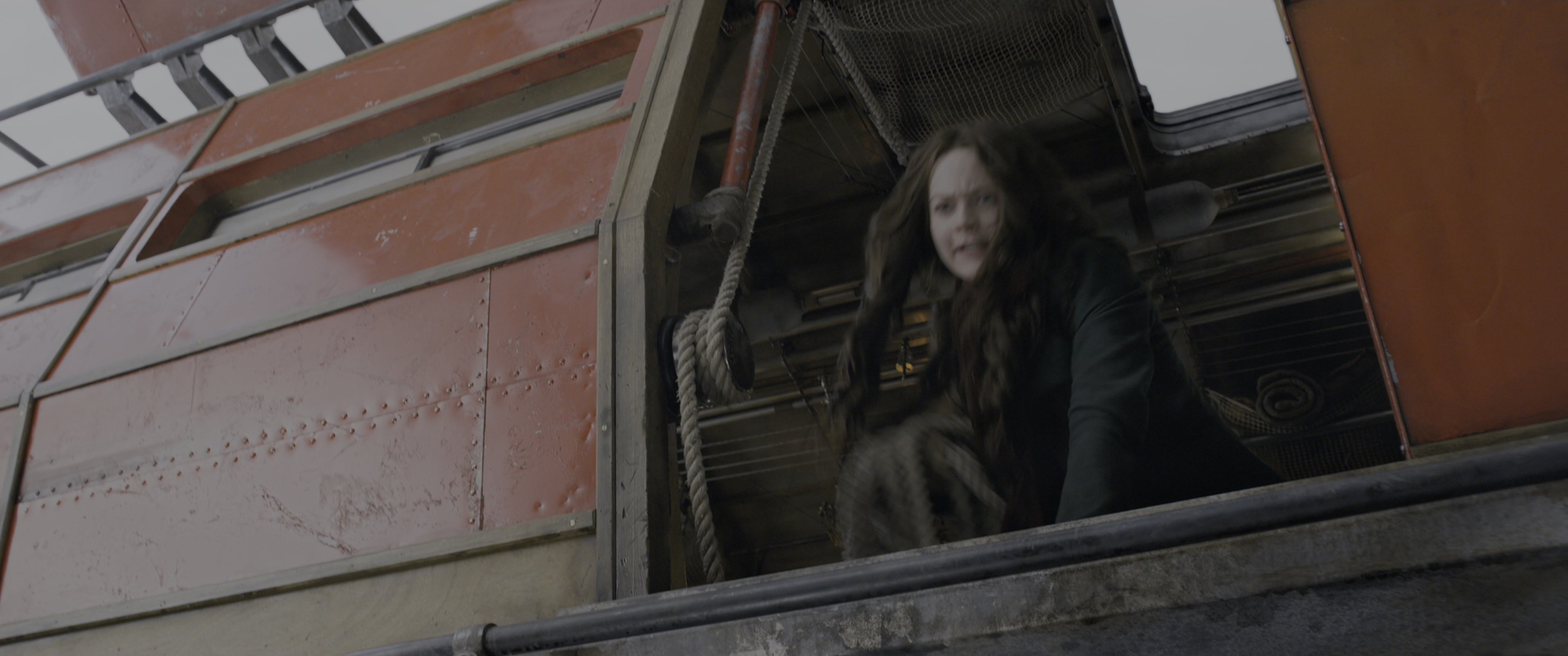 Mortal Engines (2018), wide, 2.39:1 — film still
