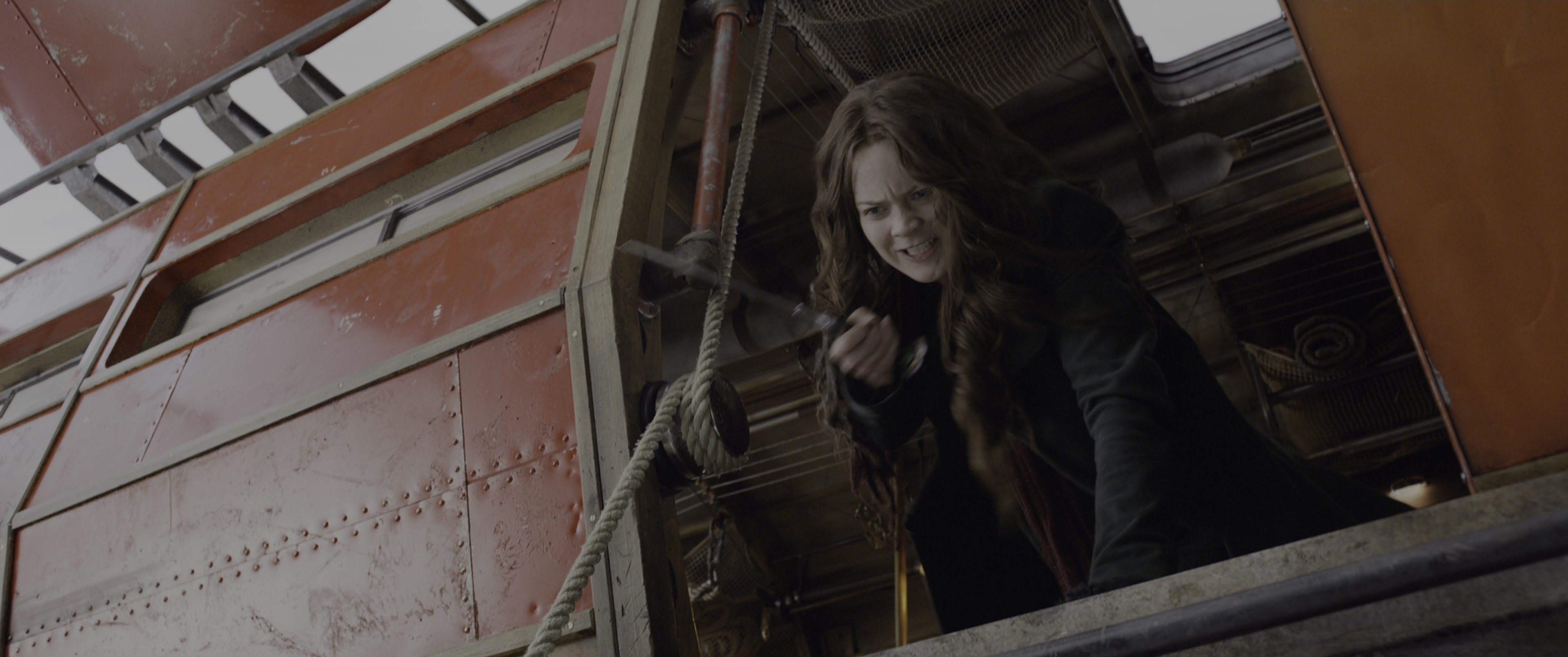 Mortal Engines (2018), wide, 2.39:1 — film still