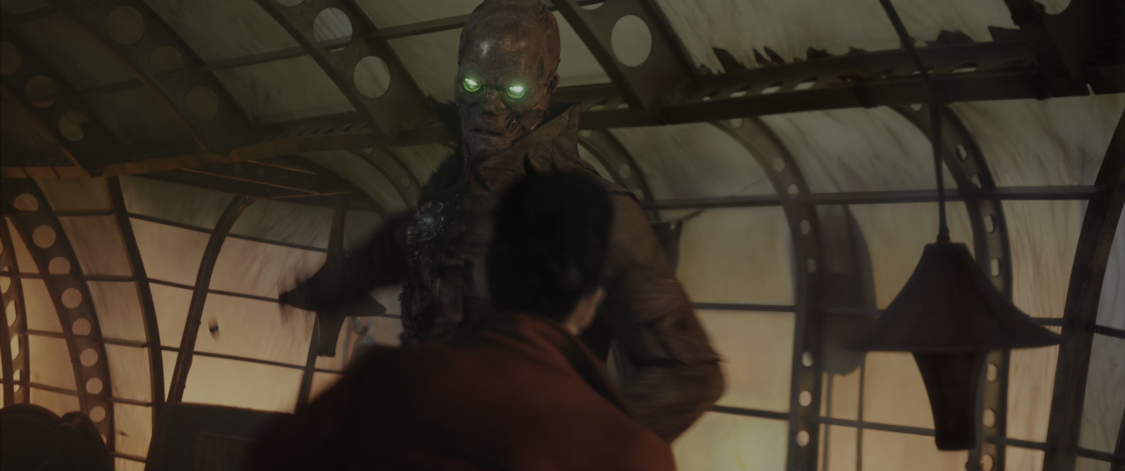 Mortal Engines (2018), wide, 2.39:1 — film still