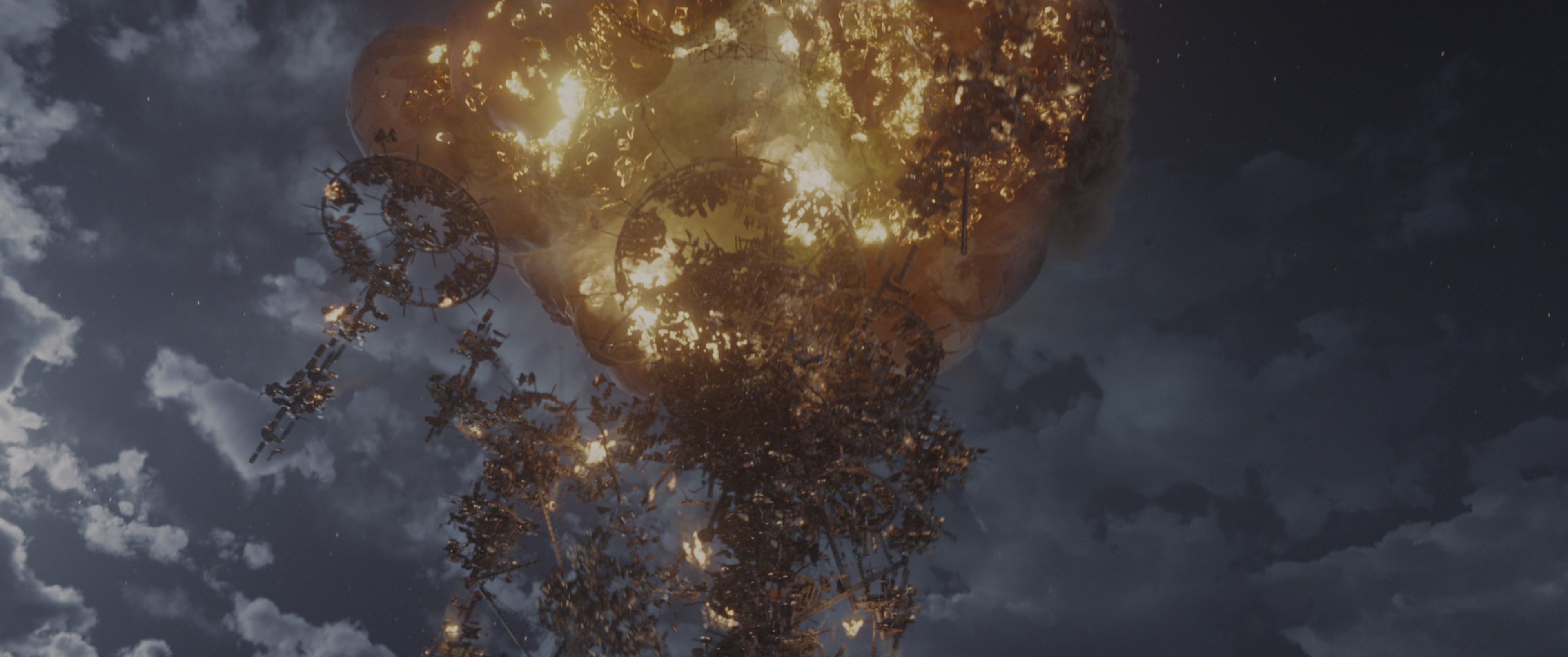 Mortal Engines (2018), wide, 2.39:1 — film still