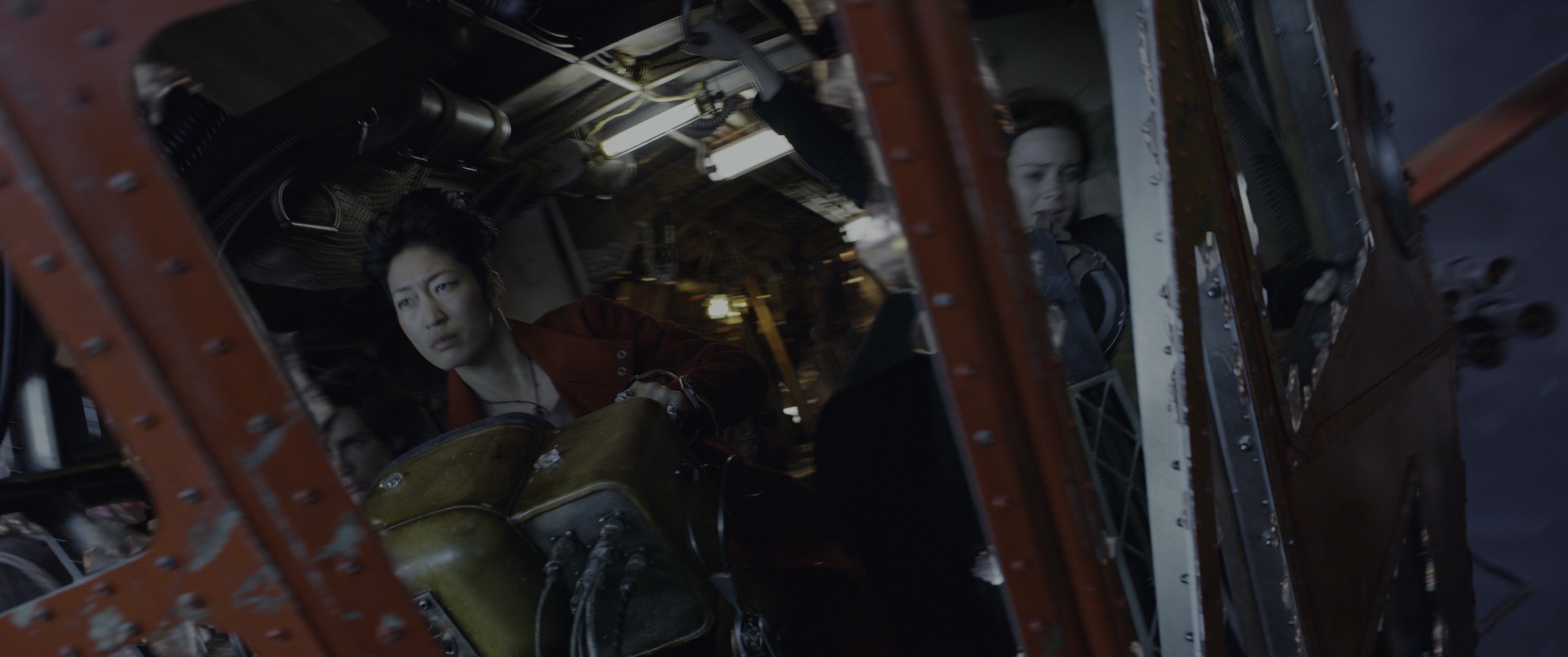 Mortal Engines (2018), wide, 2.39:1 — film still