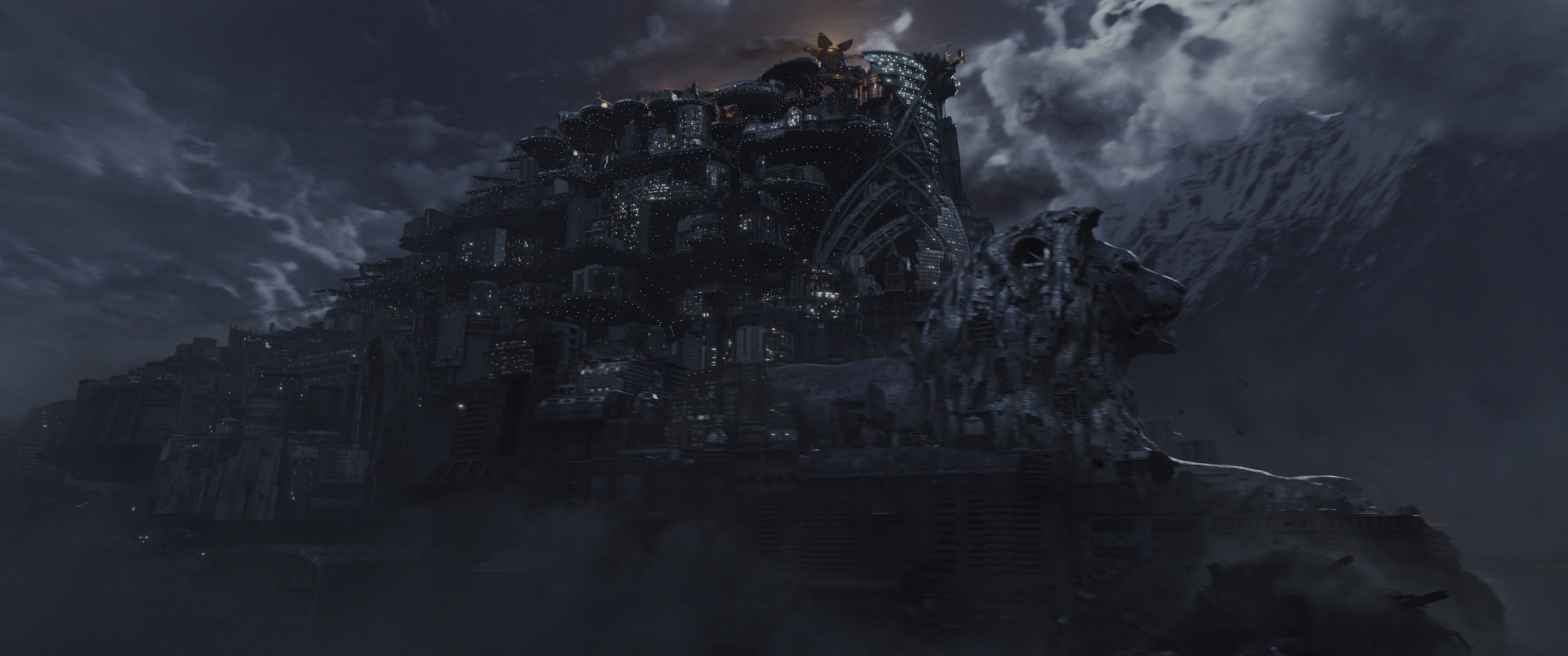 Mortal Engines (2018), wide, 2.39:1 — film still