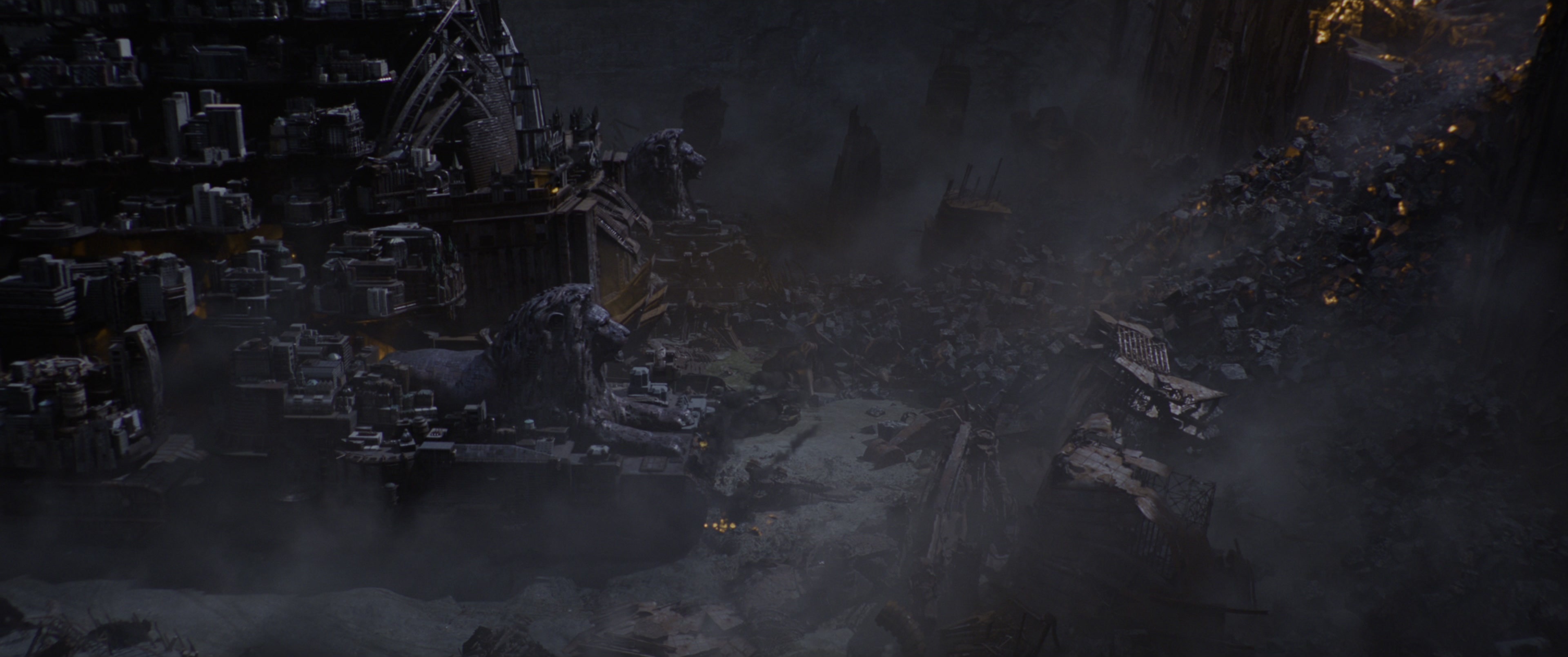 Mortal Engines (2018), wide, 2.39:1 — film still