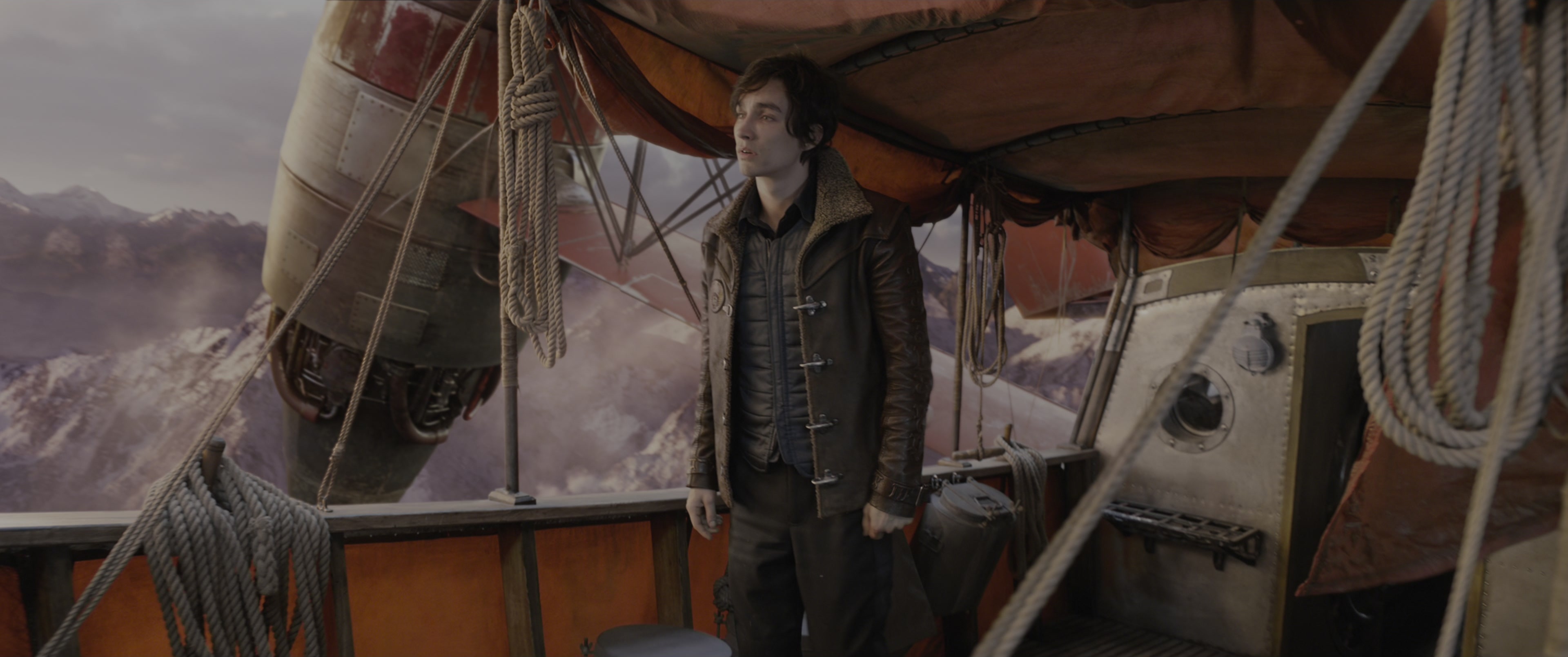 Mortal Engines (2018), wide, 2.39:1 — film still