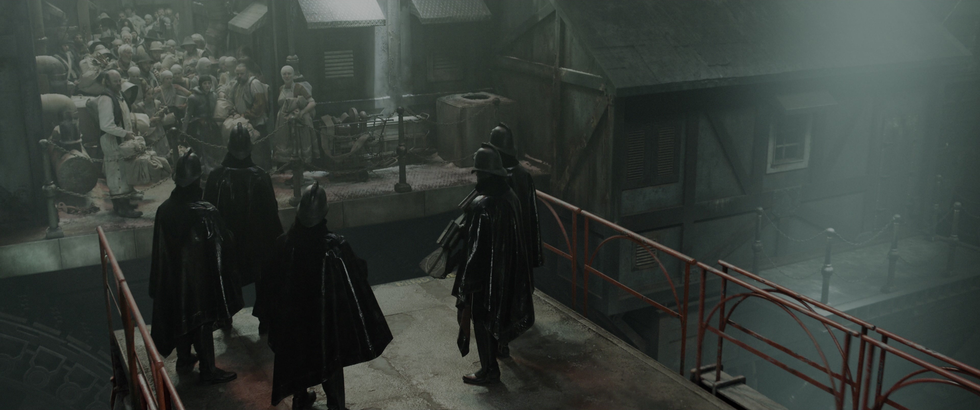 Mortal Engines (2018), wide, 2.39:1 — film still