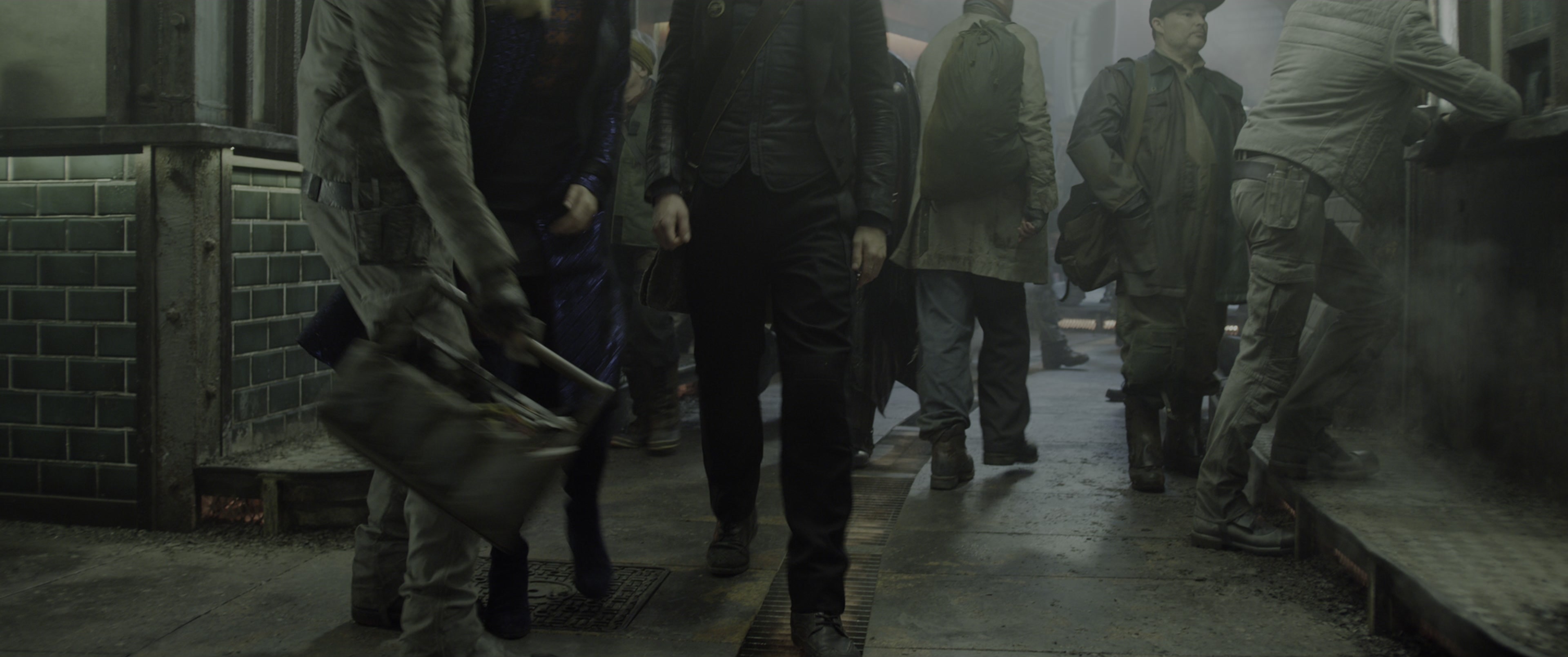 Mortal Engines (2018), wide, 2.39:1 — film still