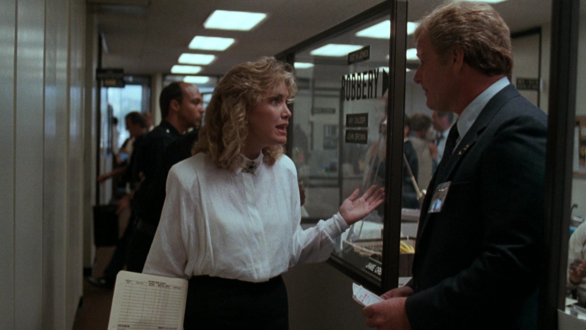 Lethal Weapon (1987), wide, 1.78:1 — film still