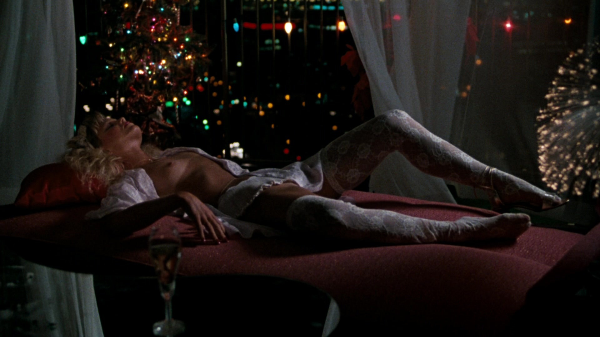 Lethal Weapon (1987), wide, 1.78:1 — film still