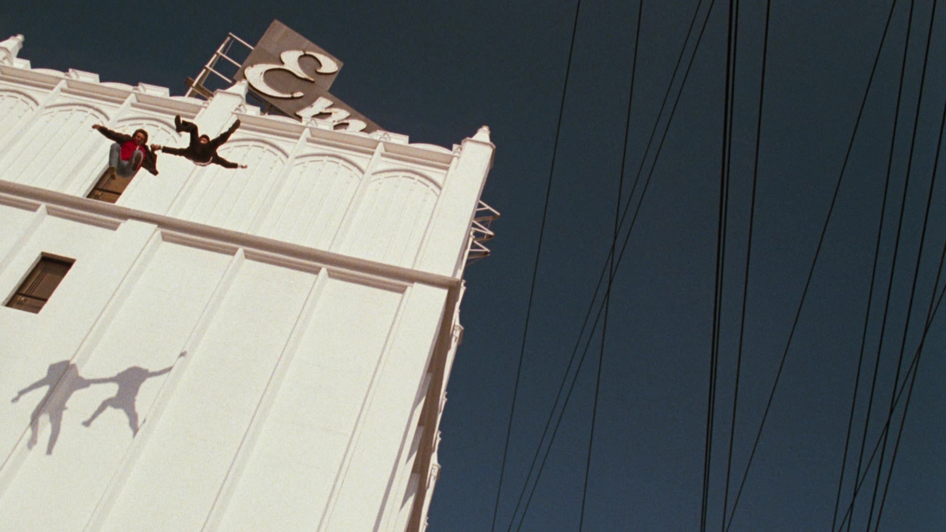 Lethal Weapon (1987), wide, 1.78:1 — film still