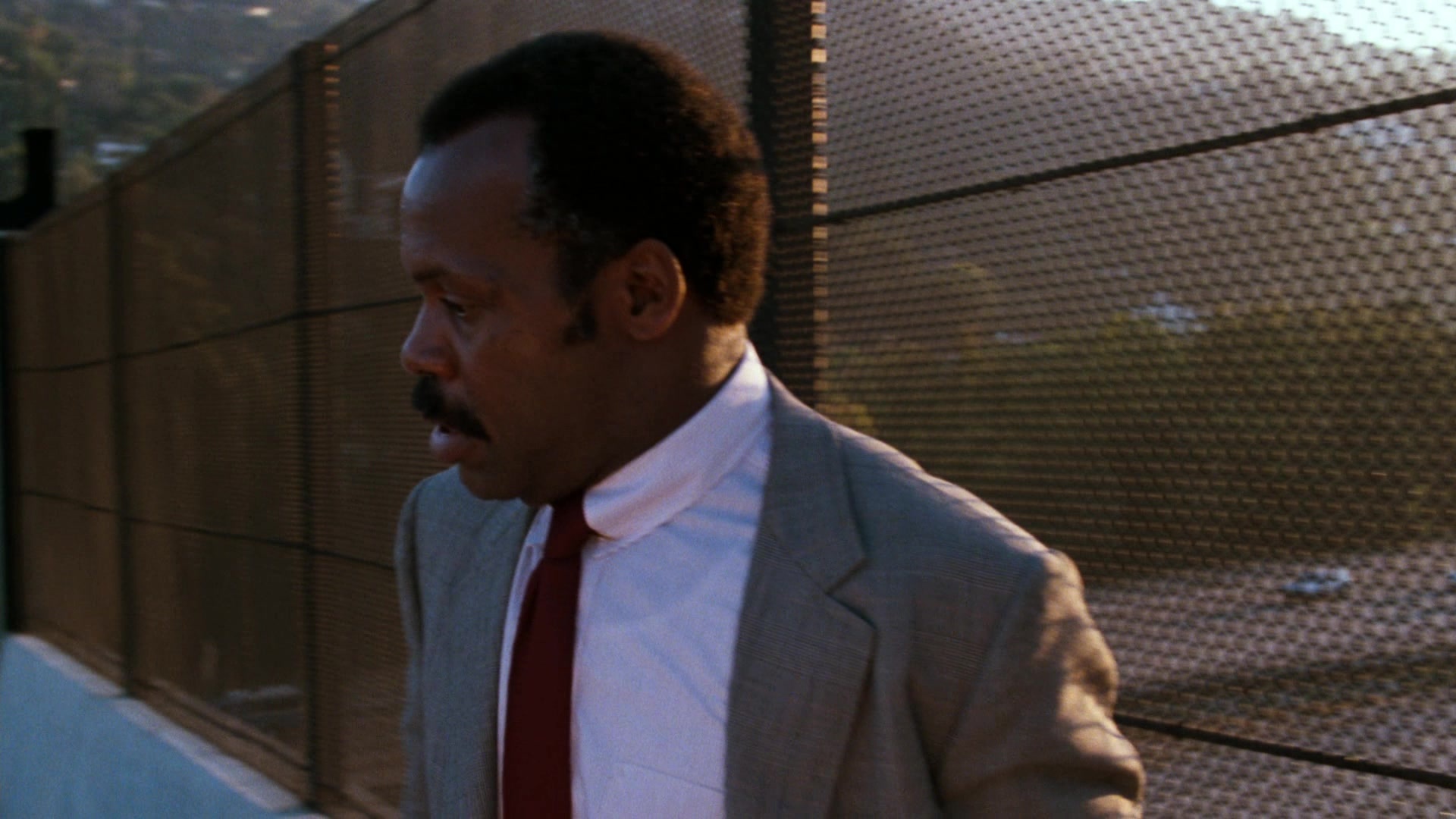 Lethal Weapon (1987), medium, 1.78:1 — film still