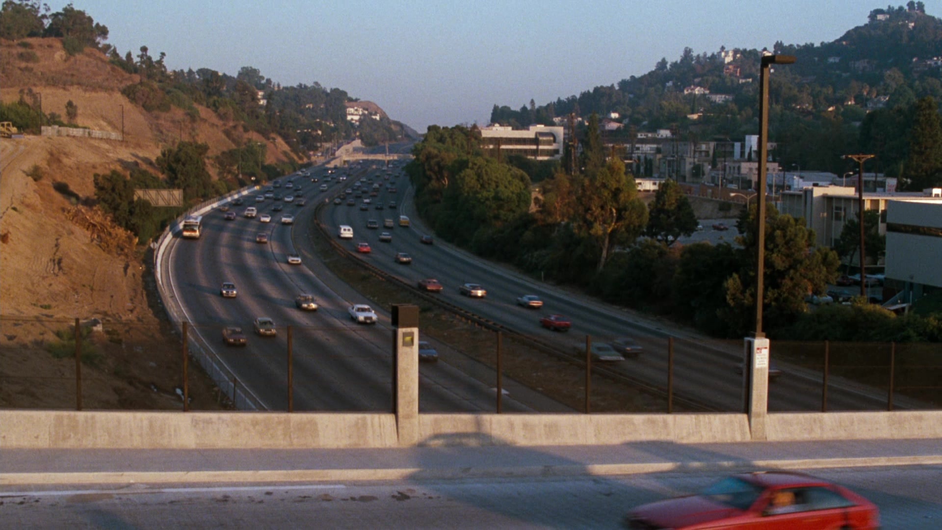 Lethal Weapon (1987), unknown, 1.78:1 — film still