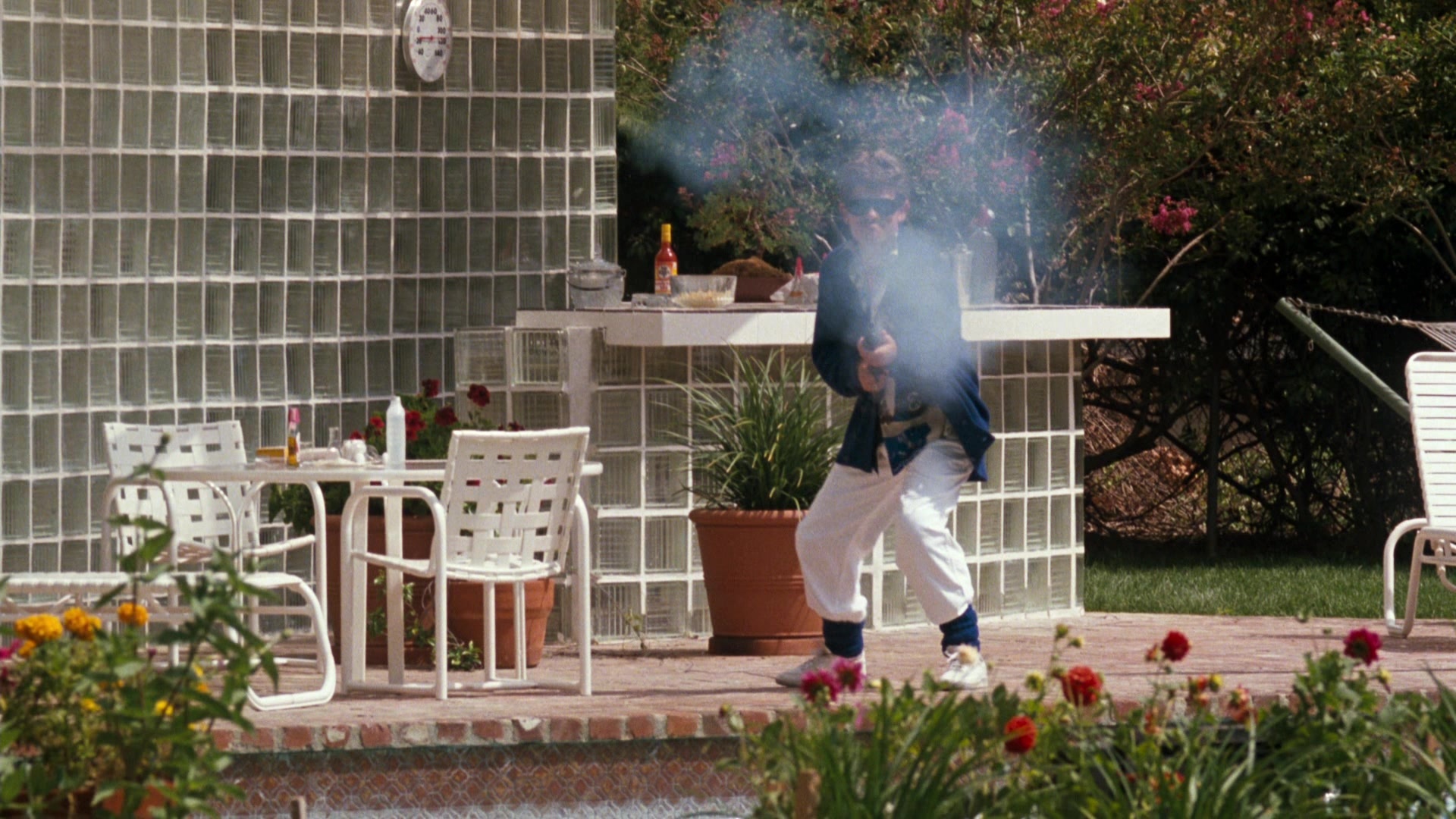 Lethal Weapon (1987), wide, 1.78:1 — film still