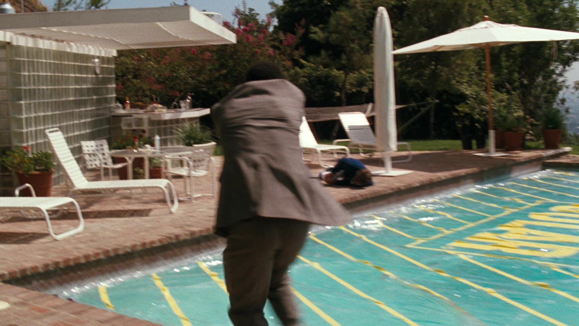 Lethal Weapon (1987), wide, 1.78:1 — film still