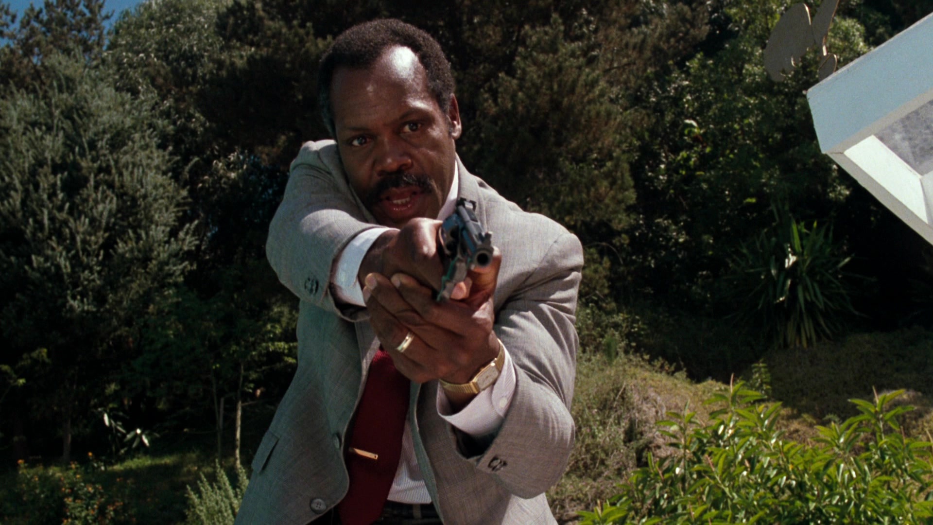 Lethal Weapon (1987), wide, 1.78:1 — film still