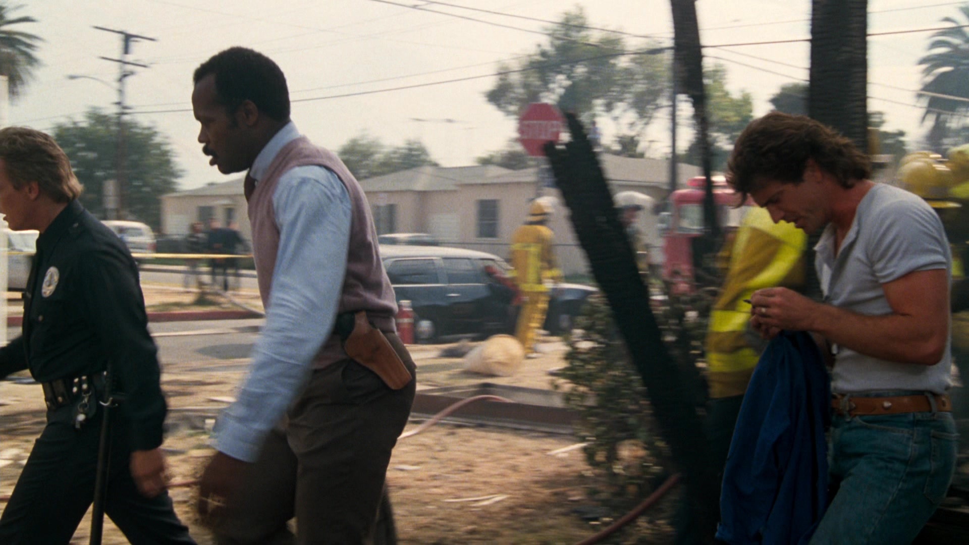 Lethal Weapon (1987), wide, 1.78:1 — film still