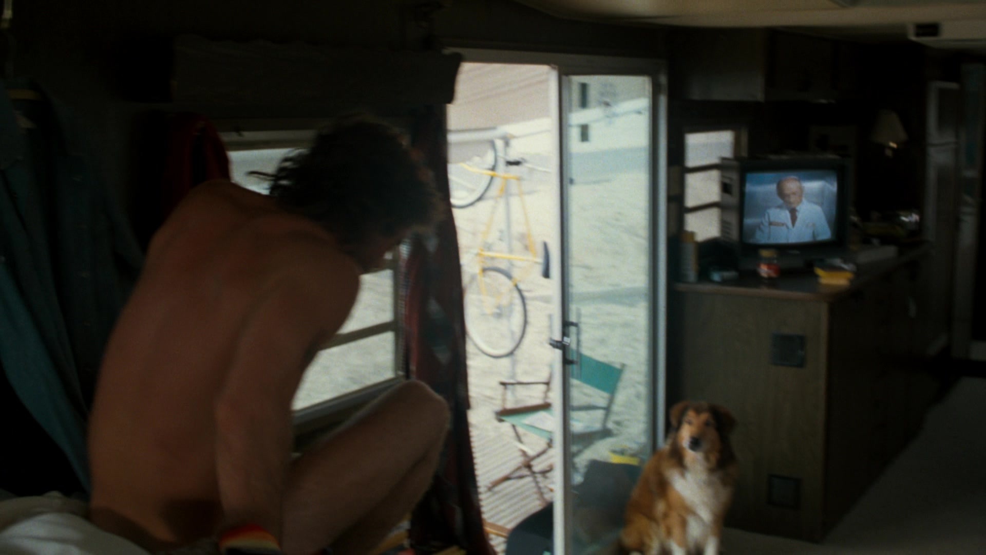 Lethal Weapon (1987), unknown, 1.78:1 — film still