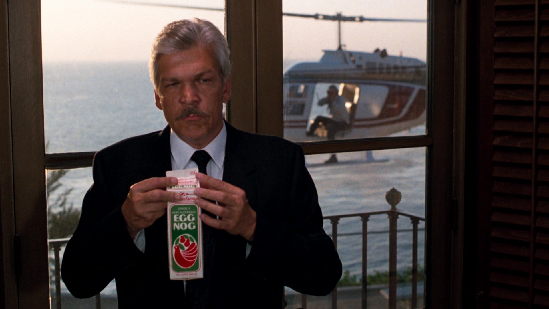 Lethal Weapon (1987), wide, 1.78:1 — film still