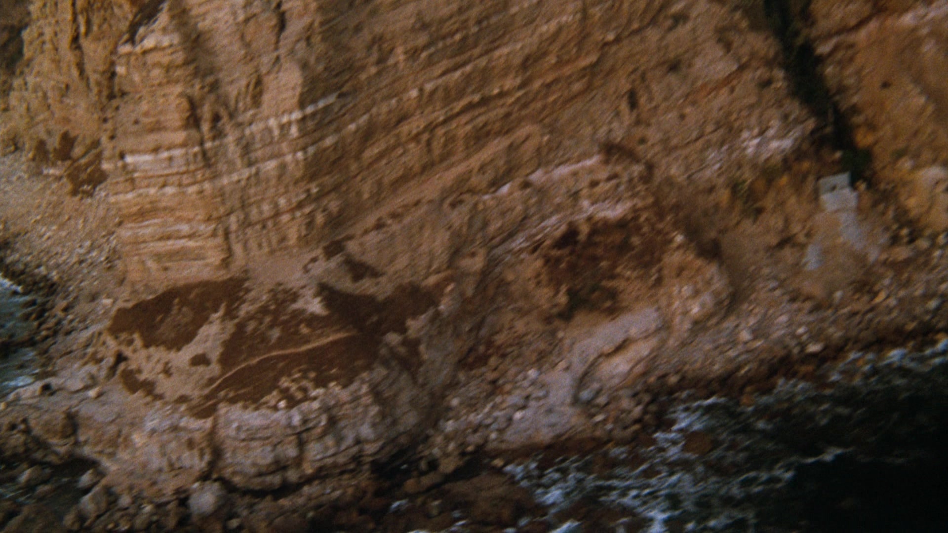 Lethal Weapon (1987), wide, 1.78:1 — film still