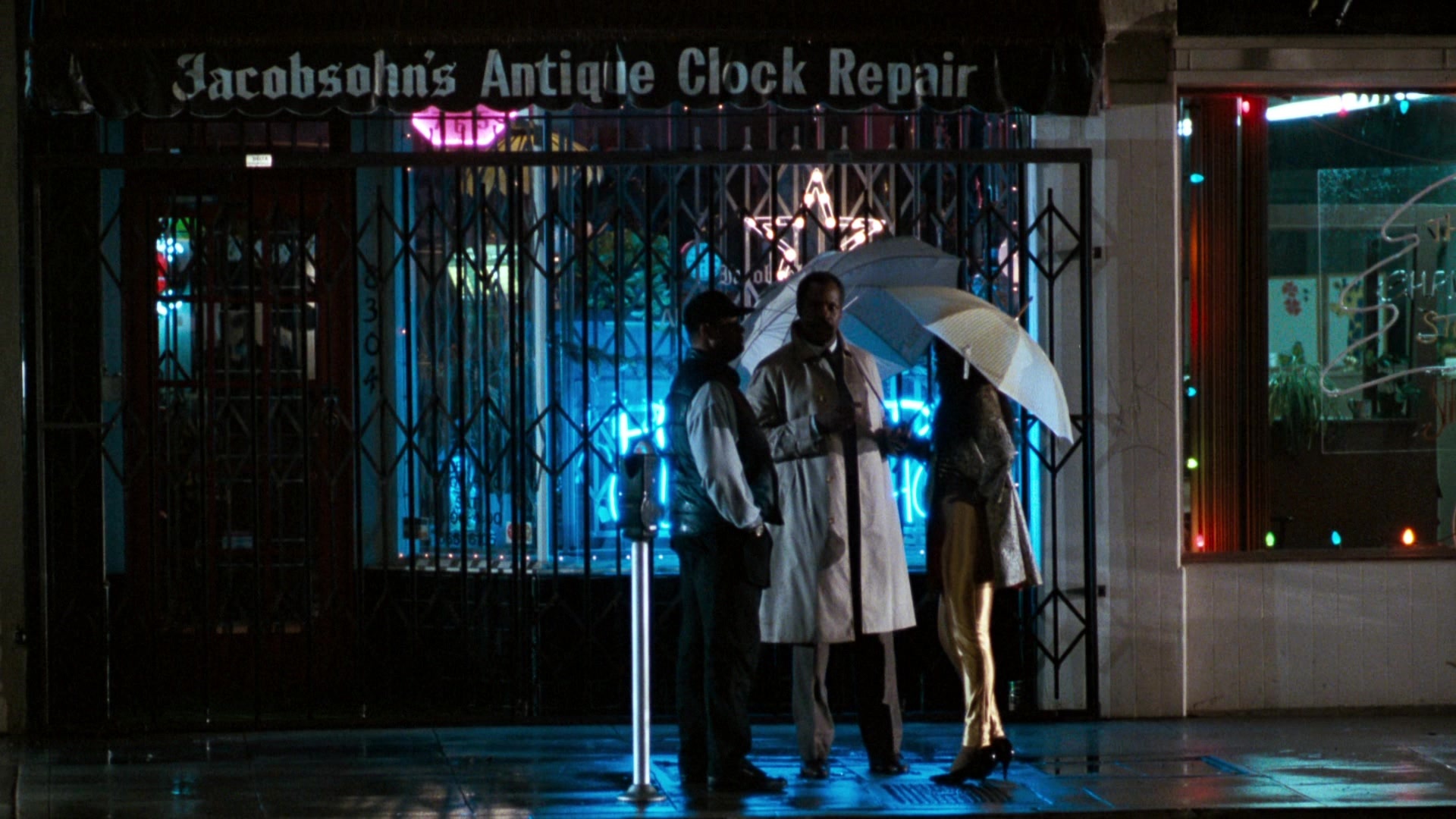 Lethal Weapon (1987), wide, 1.78:1 — film still