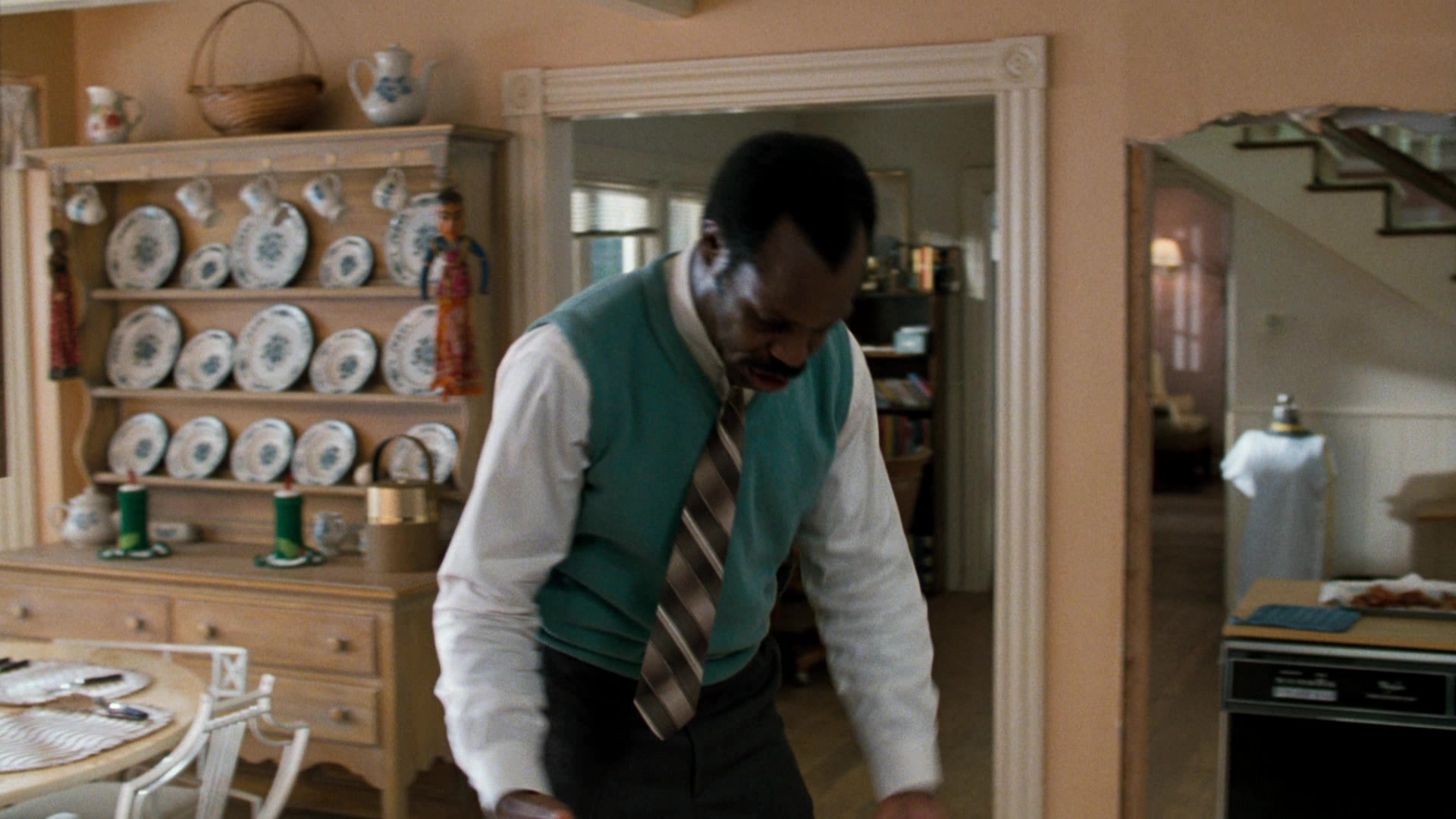 Lethal Weapon (1987), wide, 1.78:1 — film still