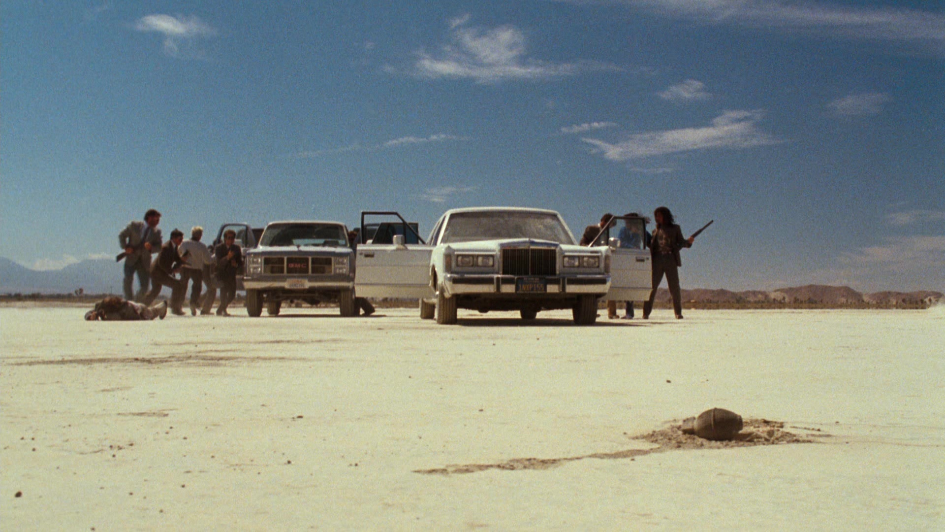 Lethal Weapon (1987), wide, 1.78:1 — film still