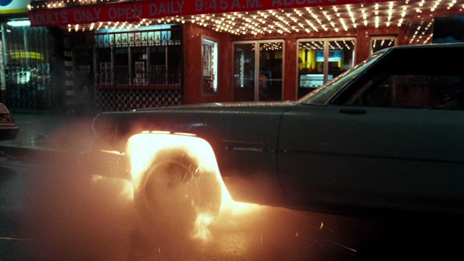 Lethal Weapon (1987), wide, 1.78:1 — film still