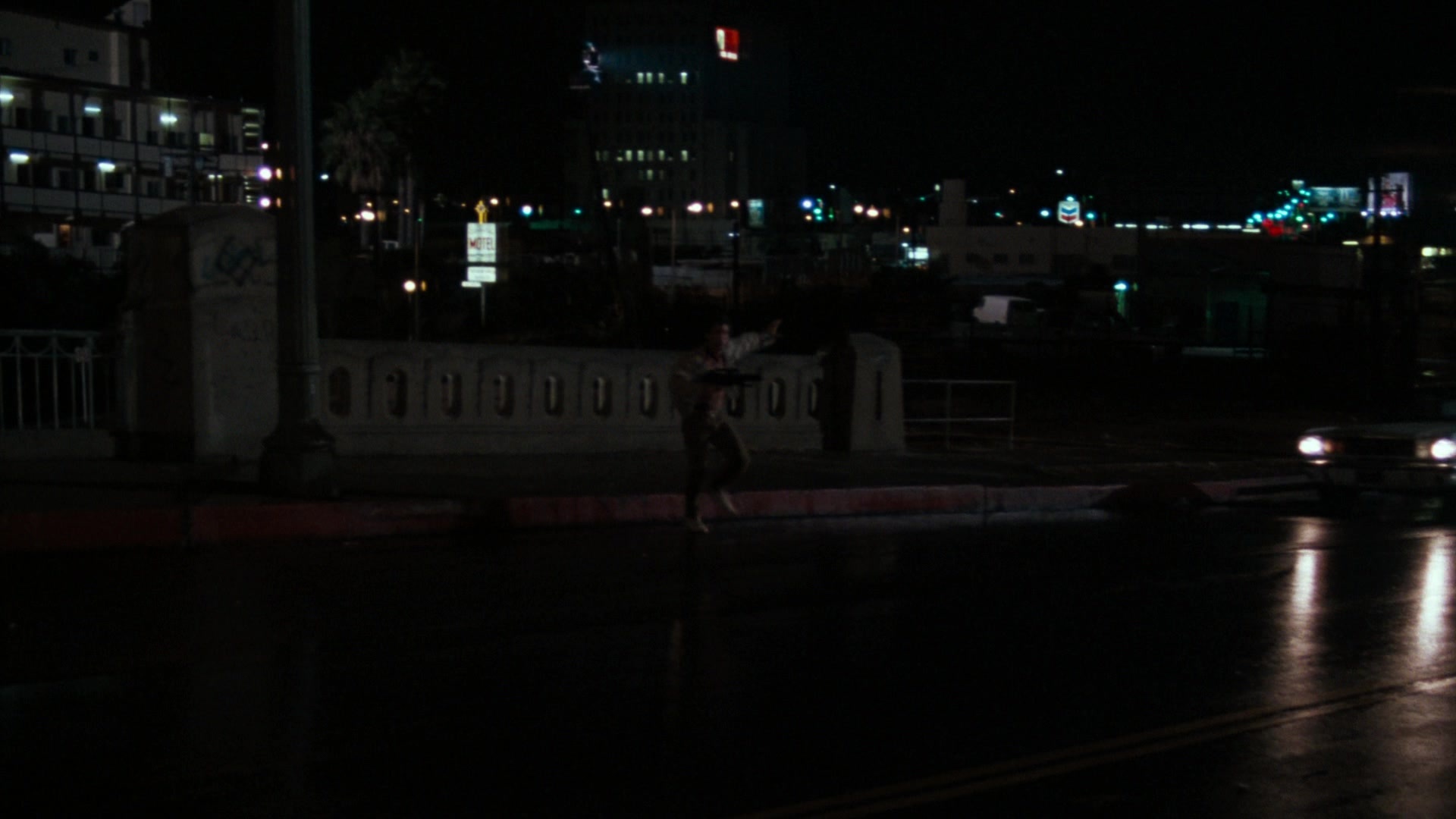 Lethal Weapon (1987), wide, 1.78:1 — film still