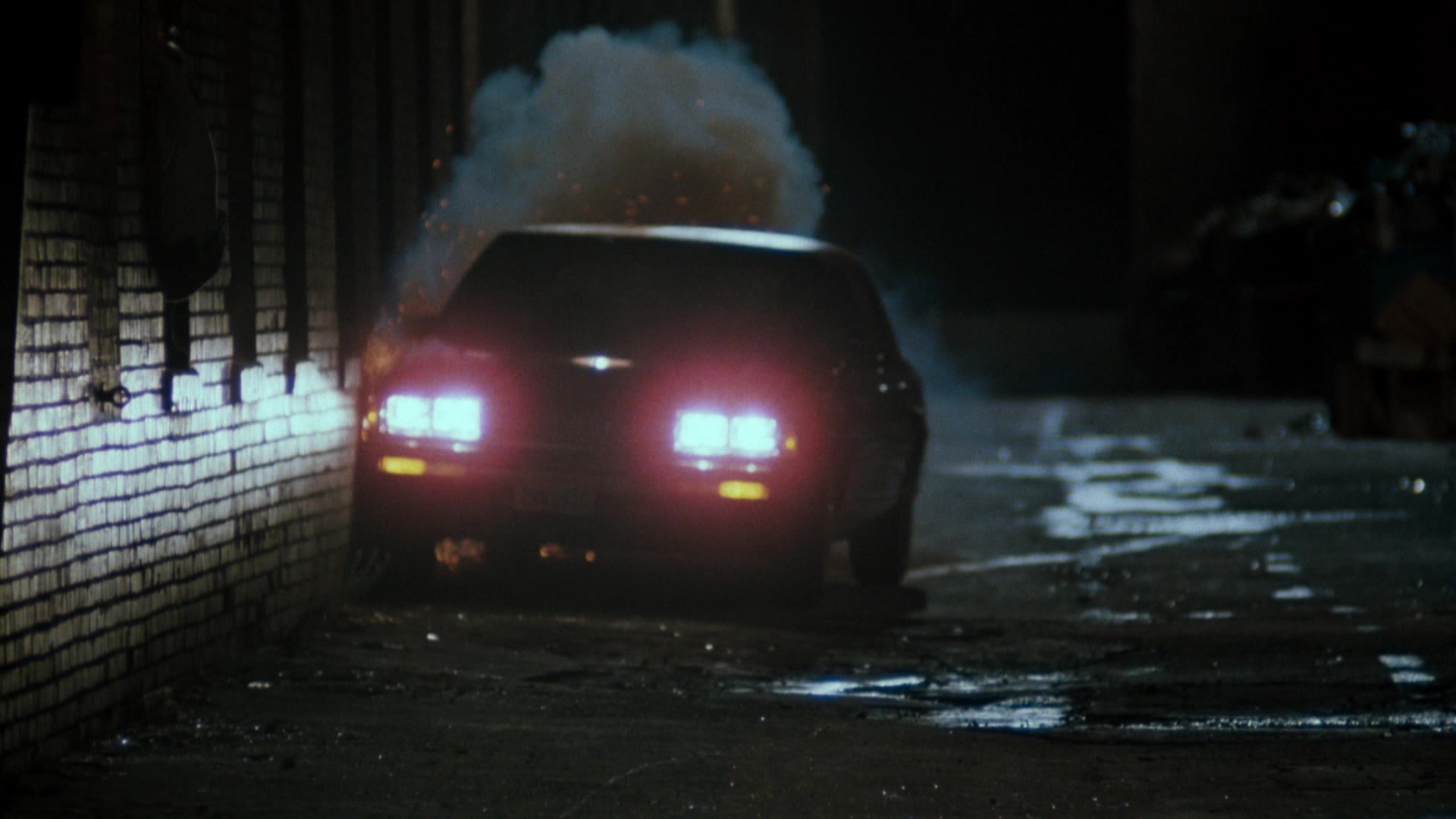 Lethal Weapon (1987), wide, 1.78:1 — film still