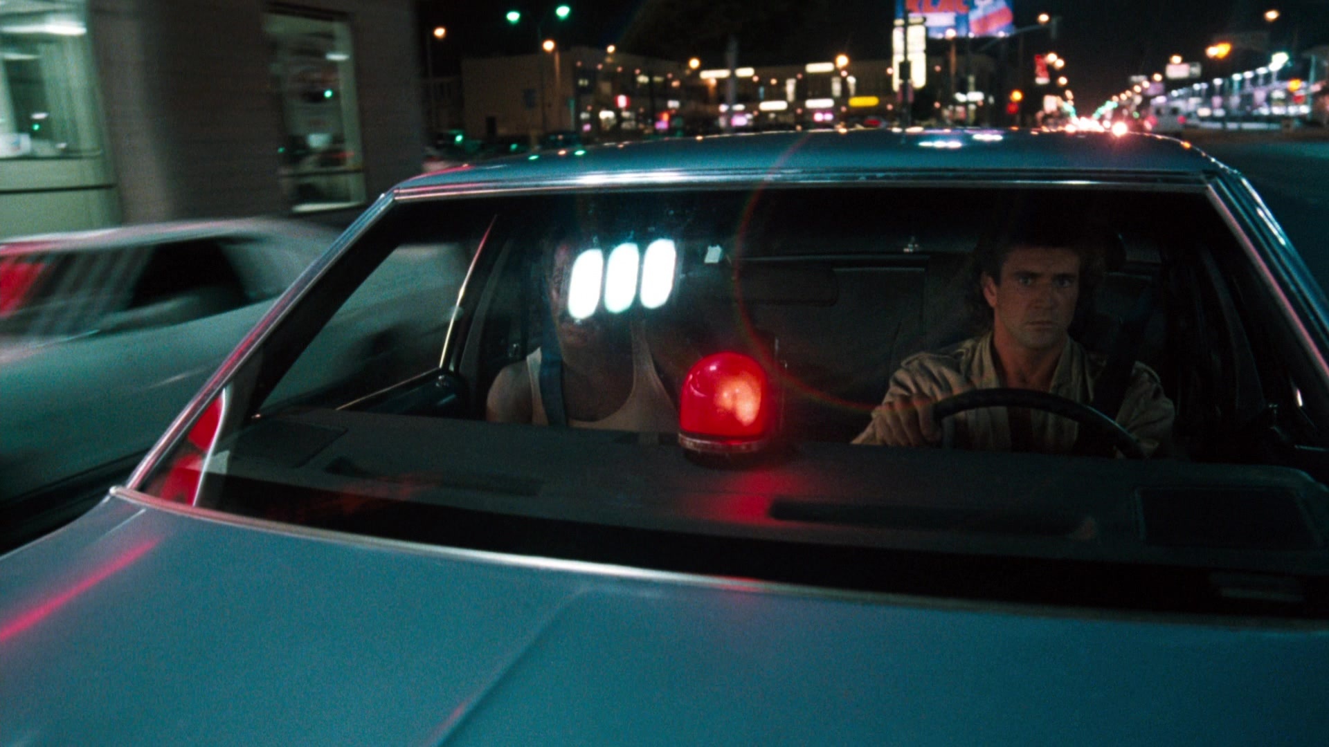 Lethal Weapon (1987), wide, 1.78:1 — film still