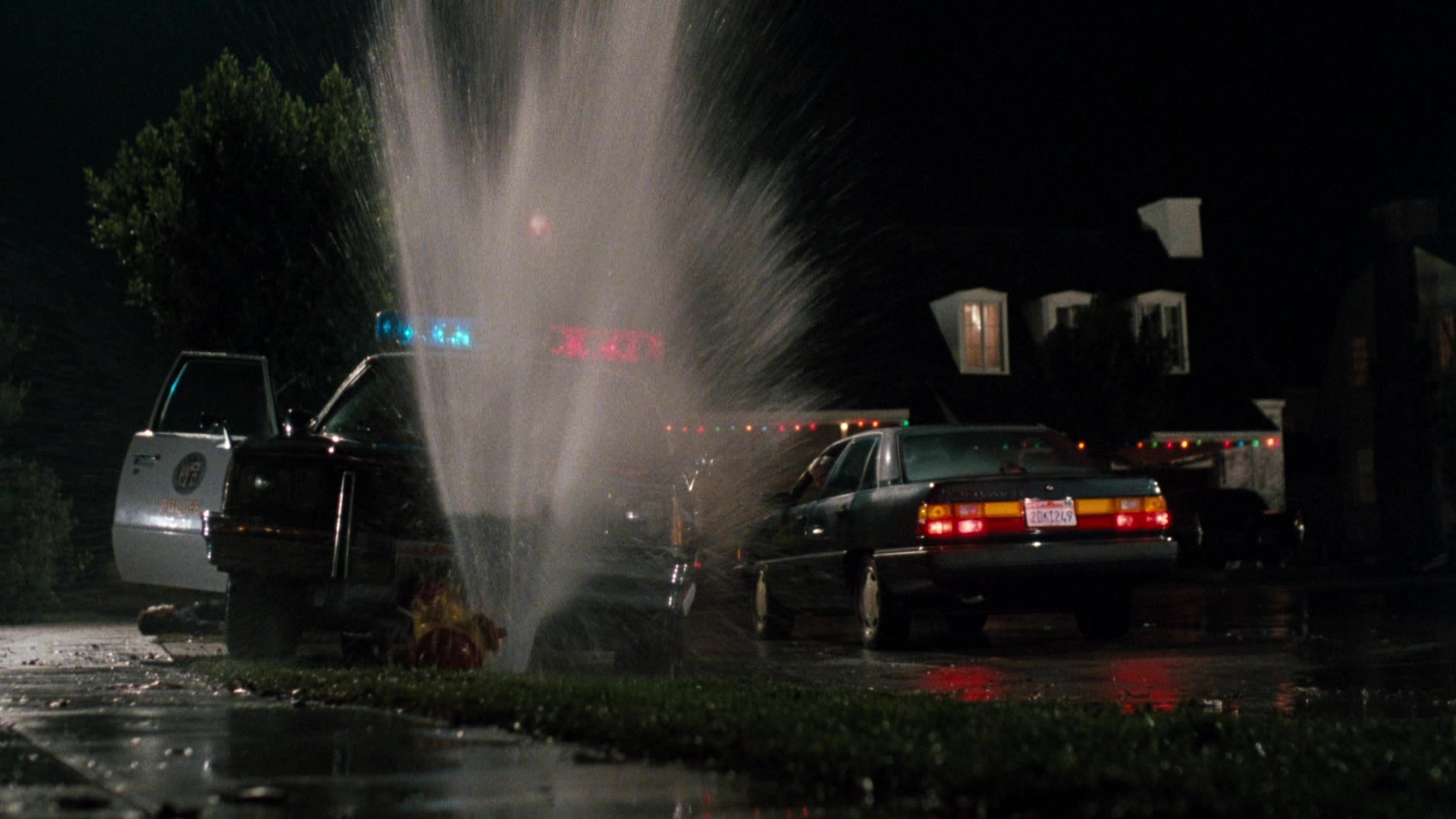 Lethal Weapon (1987), wide, 1.78:1 — film still