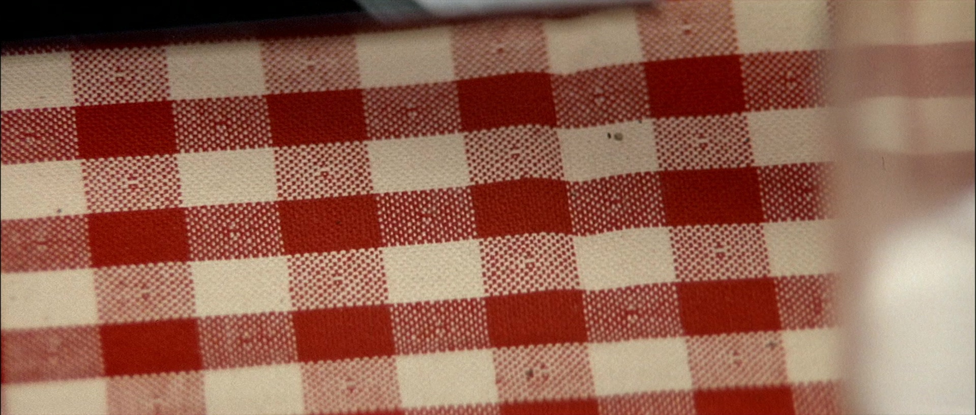 Léon (1994), unknown, 2.35:1 — film still