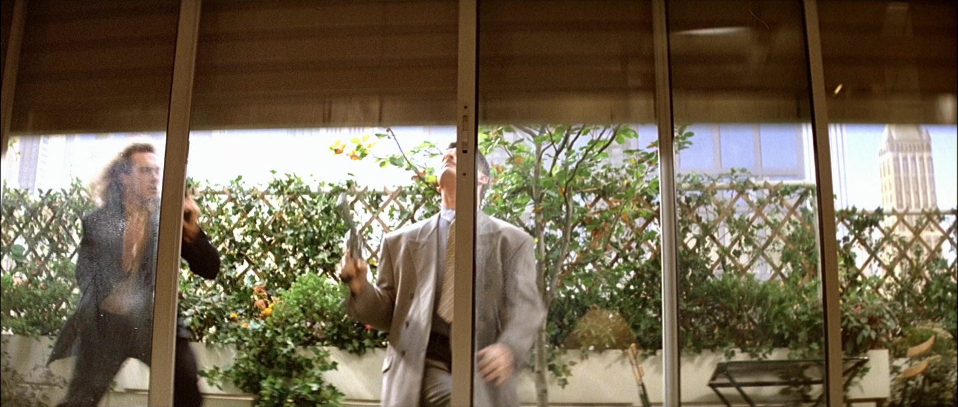 Léon (1994), wide, 2.35:1 — film still