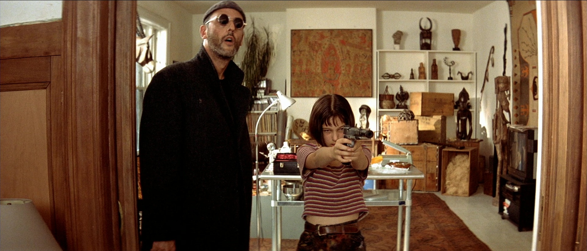 Léon (1994), unknown, 2.34:1 — film still