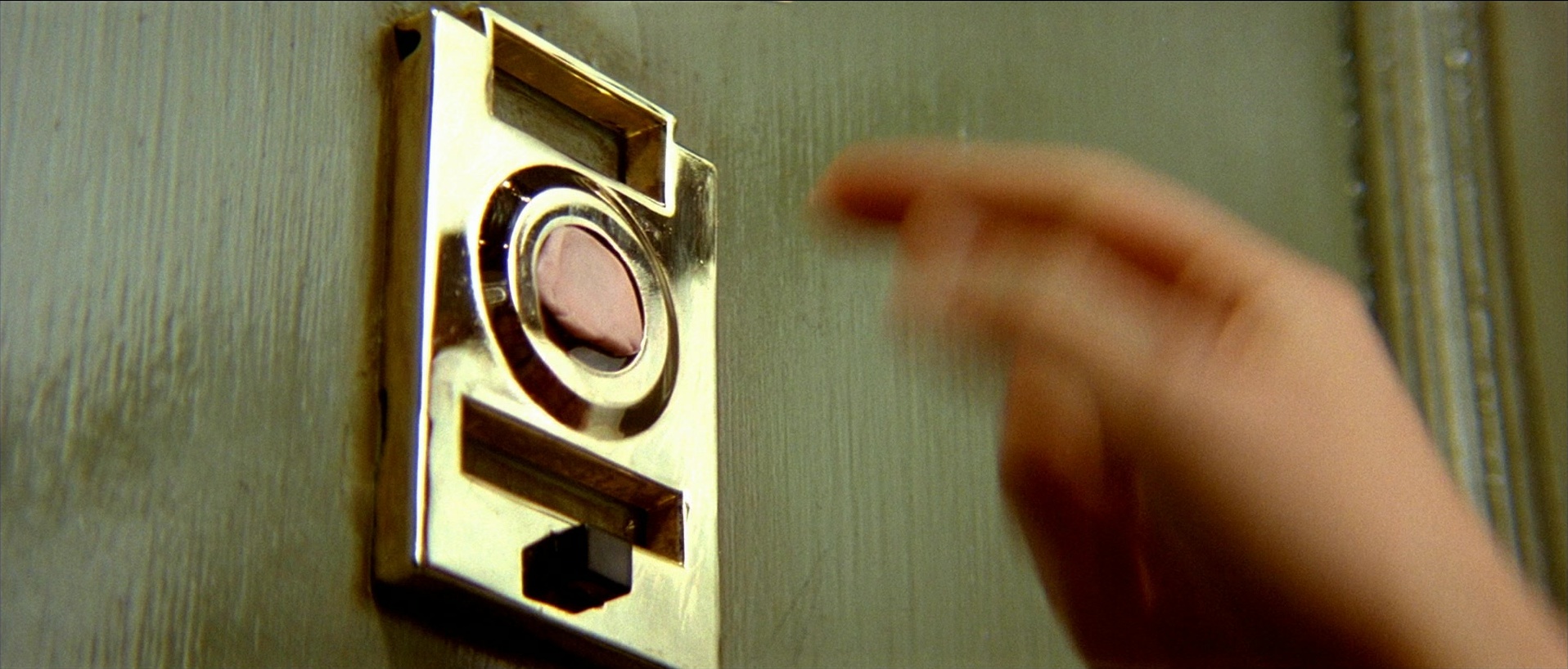 Léon (1994), unknown, 2.34:1 — film still