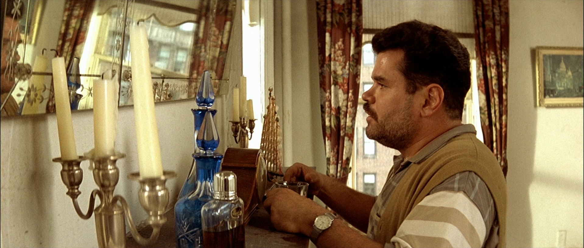 Léon (1994), wide, 2.35:1 — film still