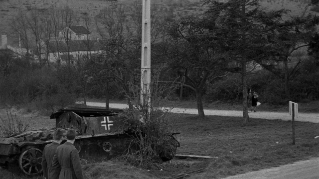Léon Morin, prêtre — film still