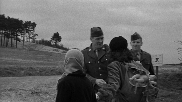 Léon Morin, prêtre — film still