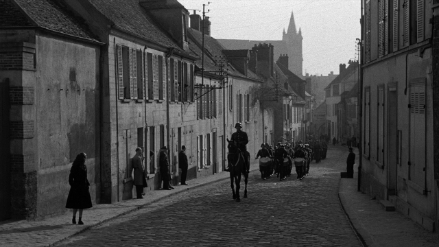 Léon Morin, prêtre — film still