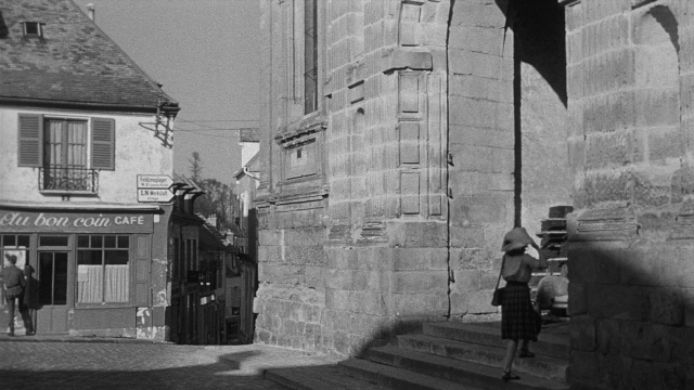 Léon Morin, prêtre — film still