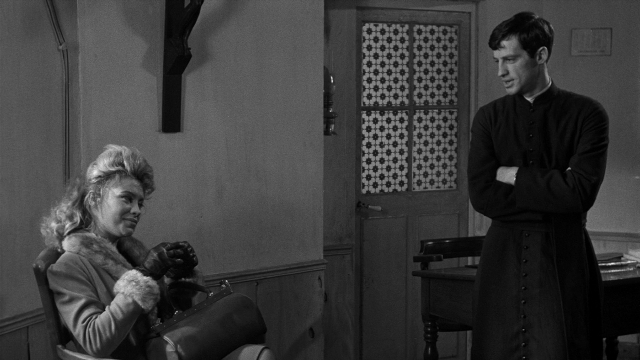 Léon Morin, prêtre — film still