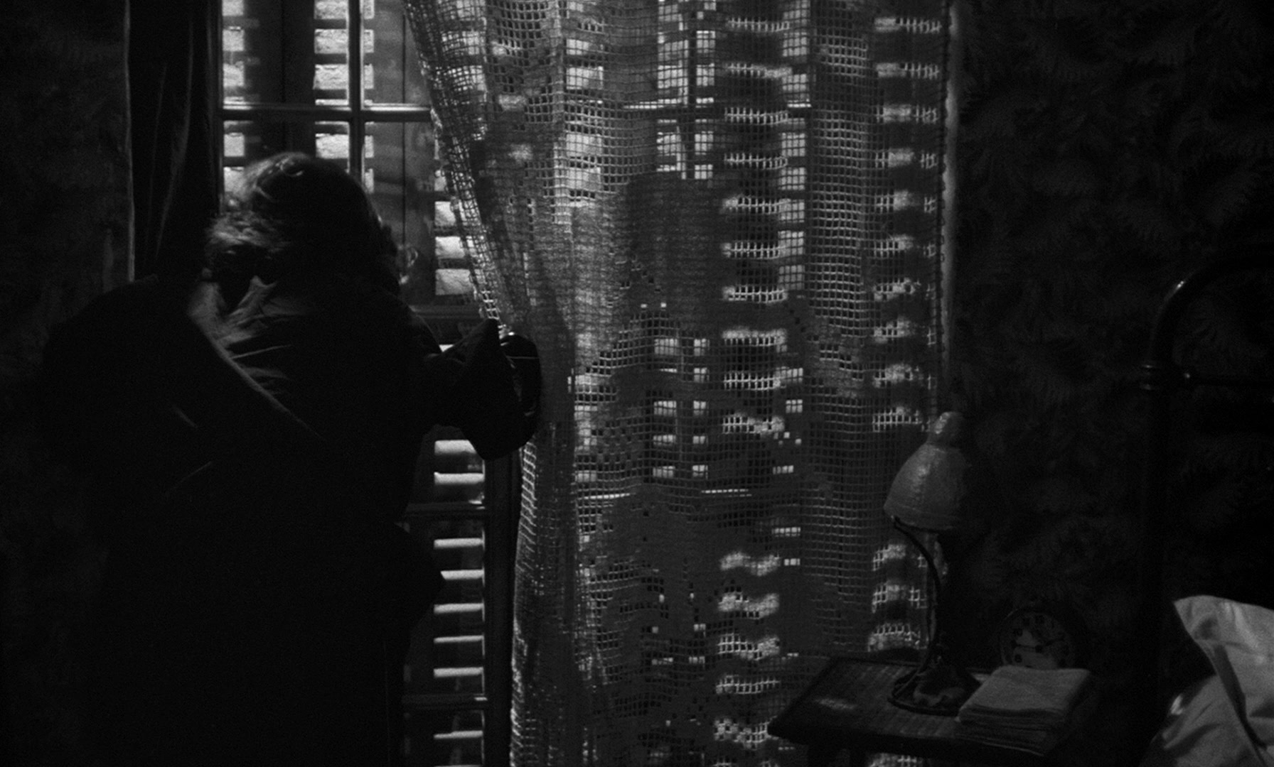 Léon Morin, prêtre (1961), wide, 1.66:1 — film still