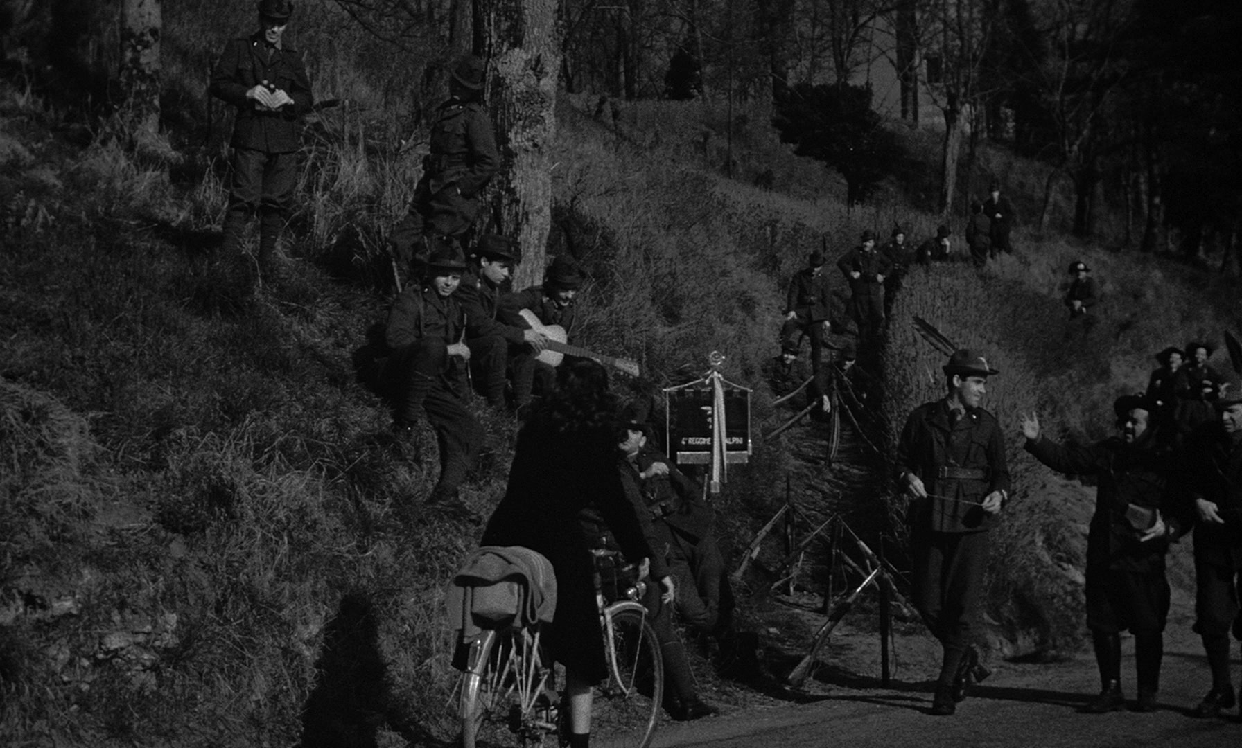 Léon Morin, prêtre (1961), wide, 1.66:1 — film still