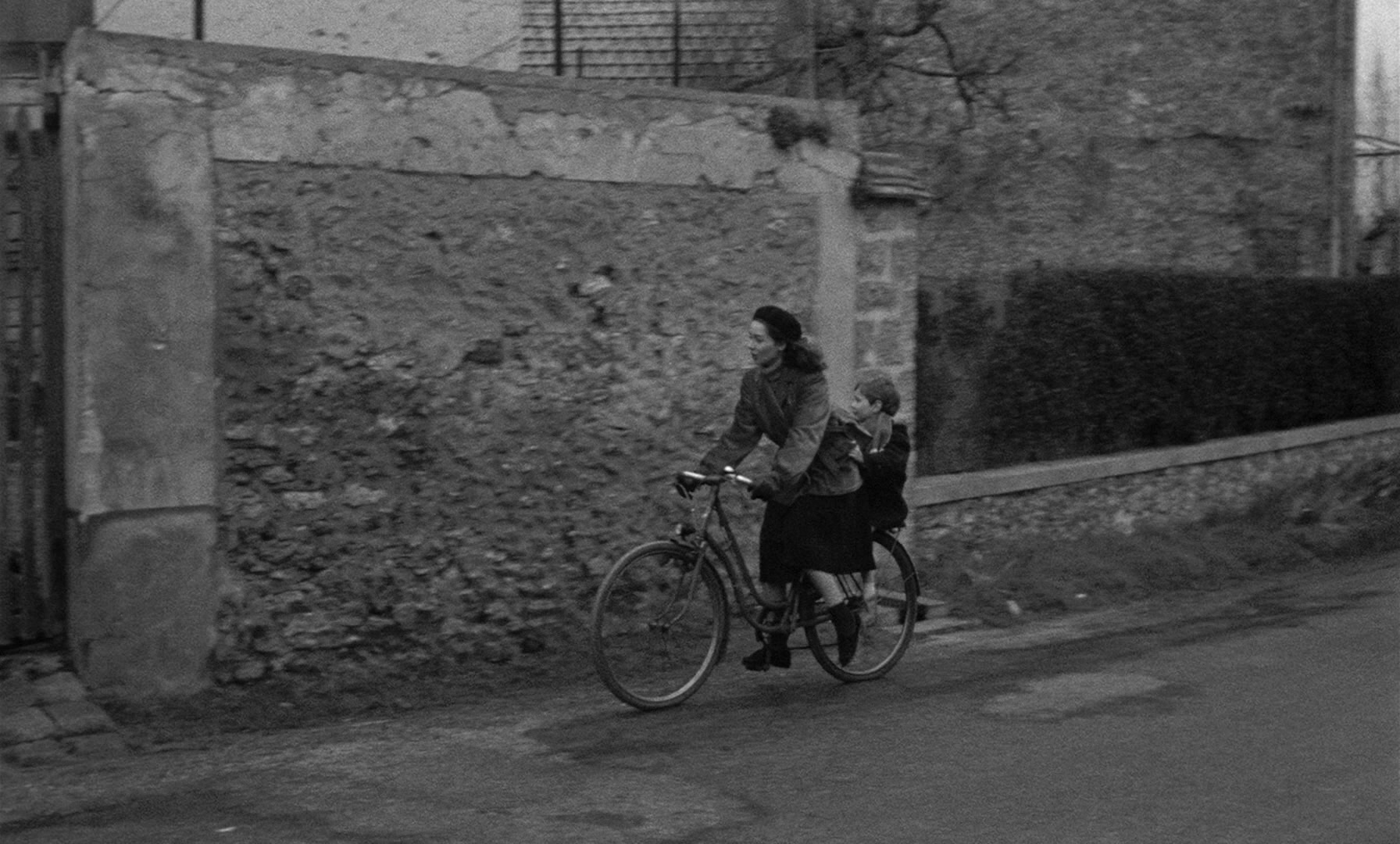 Léon Morin, prêtre (1961), wide, 1.66:1 — film still