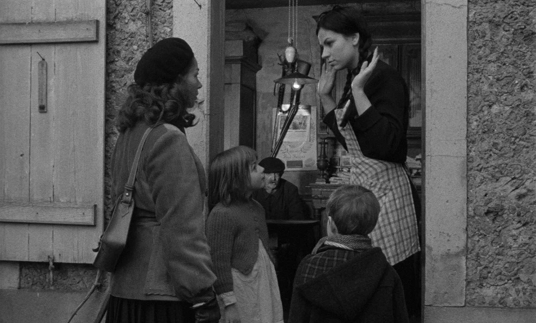Léon Morin, prêtre (1961), wide, 1.66:1 — film still