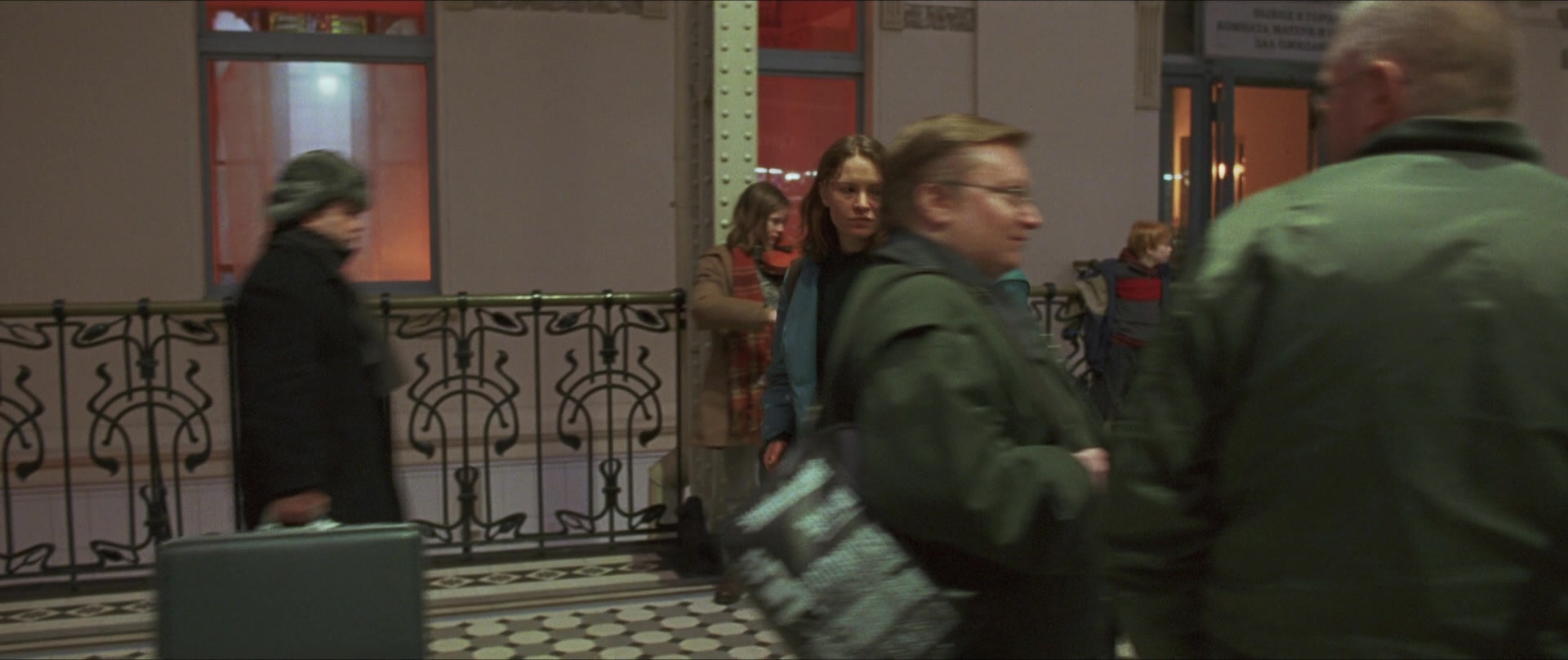 Compartiment n°6 (2021), wide, 2.38:1 — film still